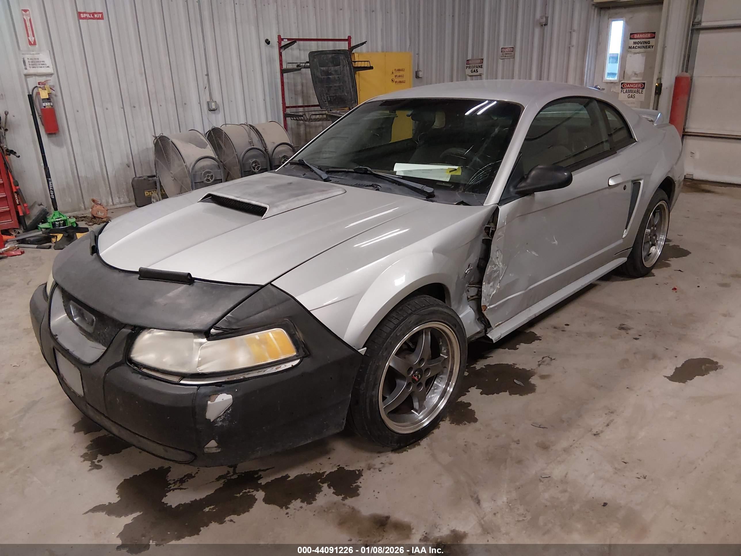 FORD MUSTANG image 2