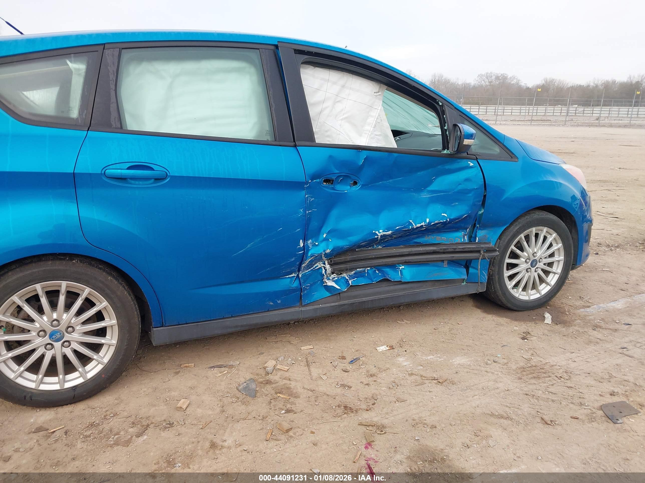FORD C-MAX image 6