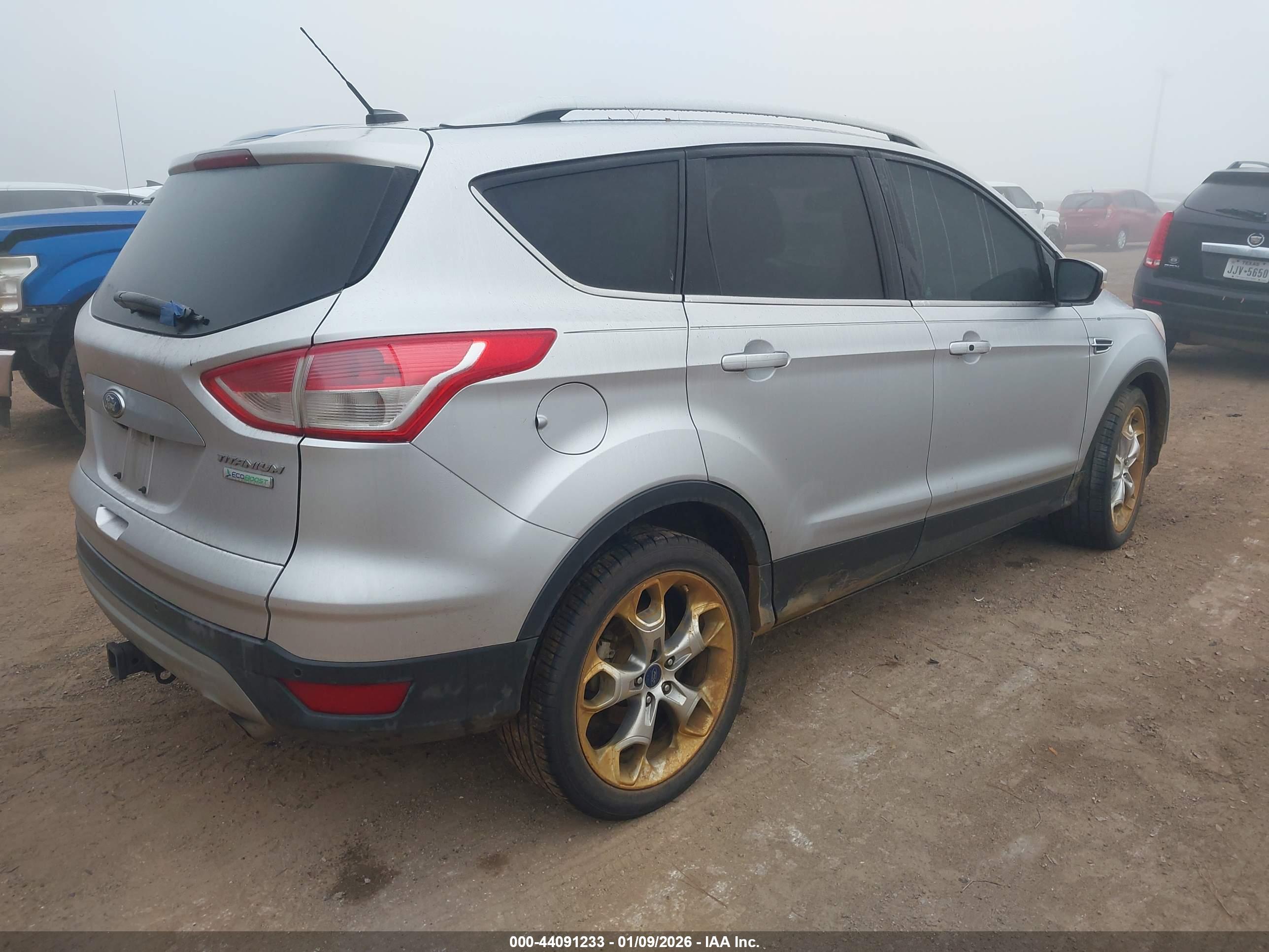 FORD ESCAPE image 4