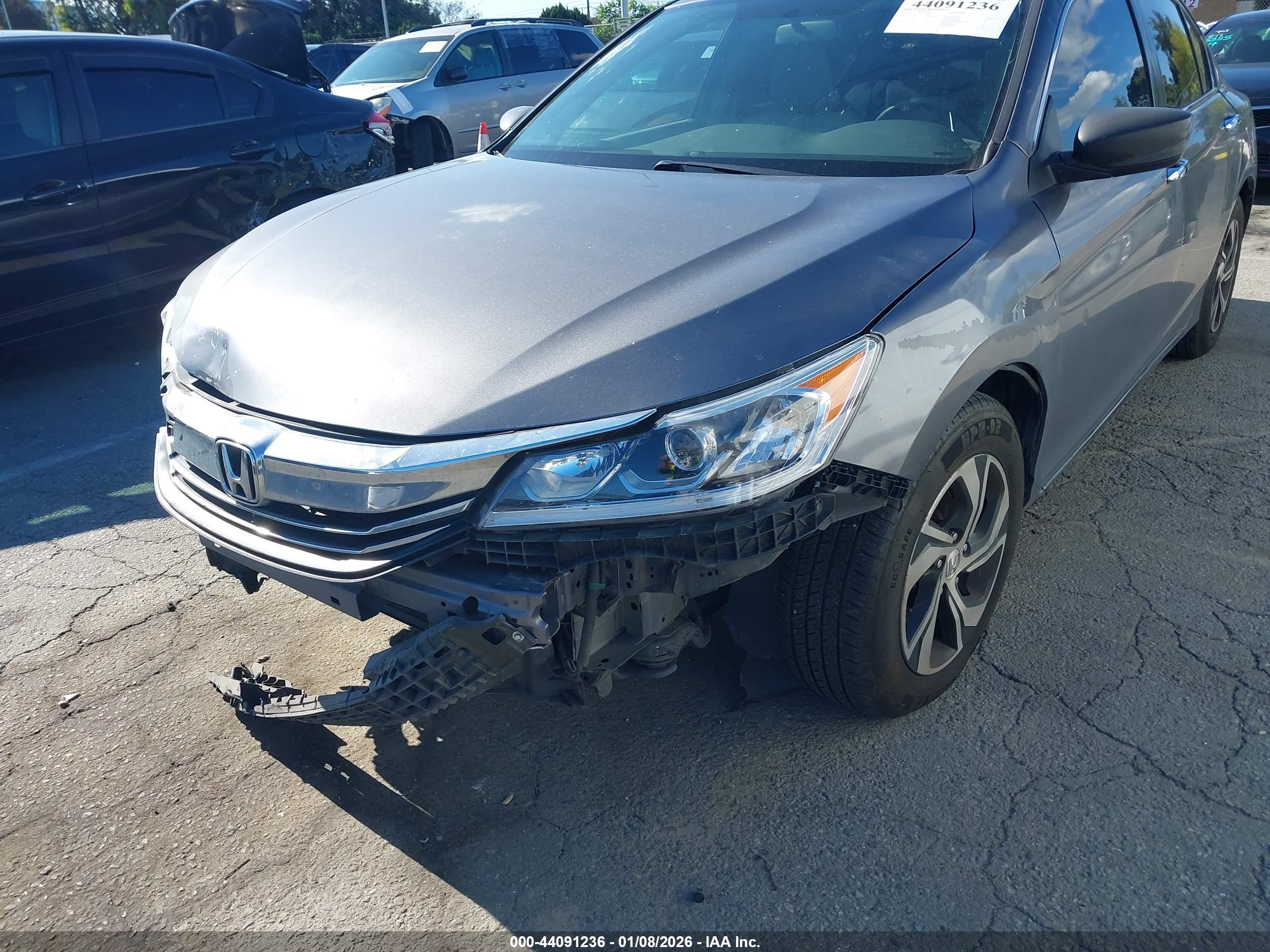 HONDA ACCORD image 6