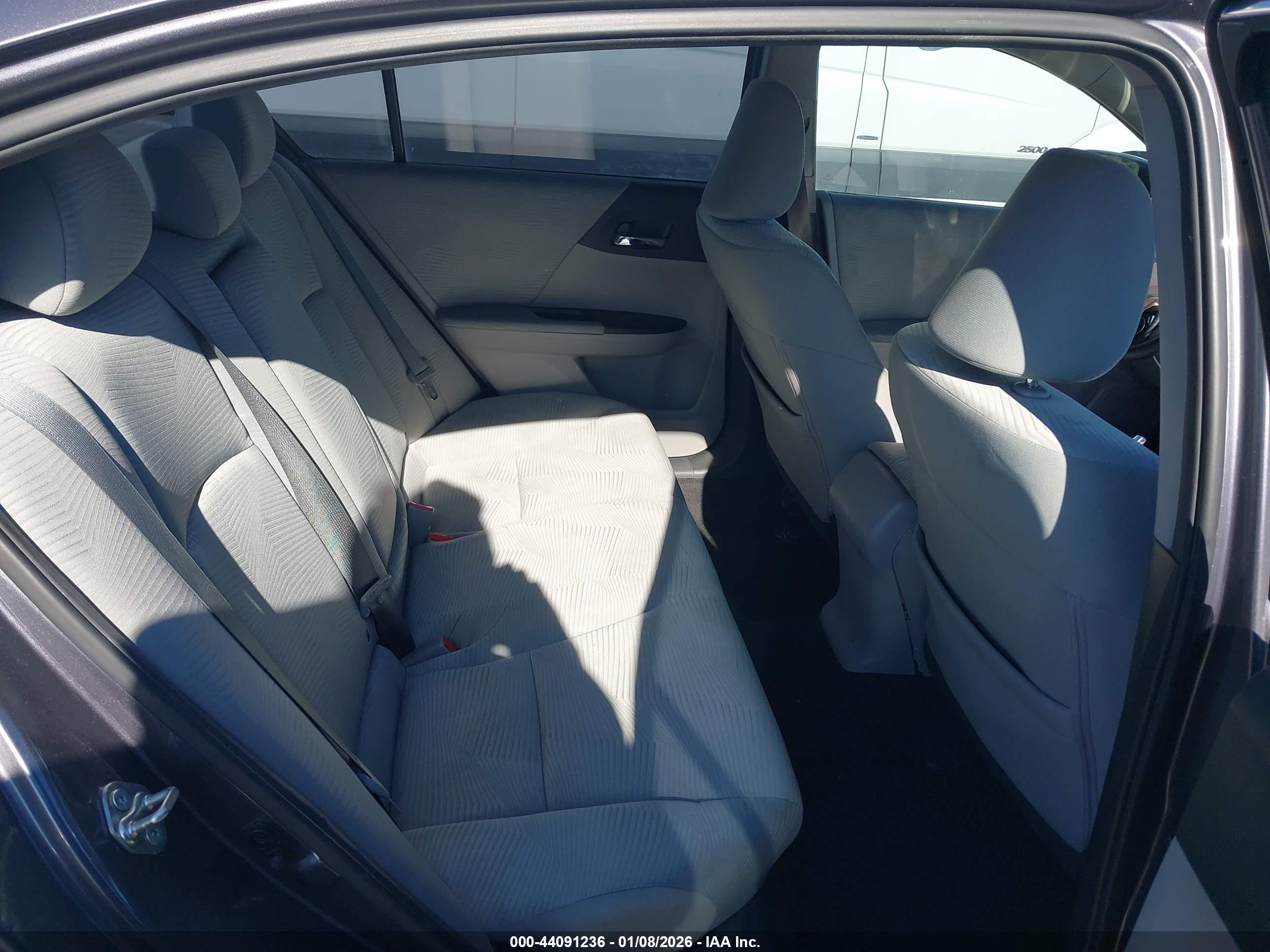 HONDA ACCORD image 8