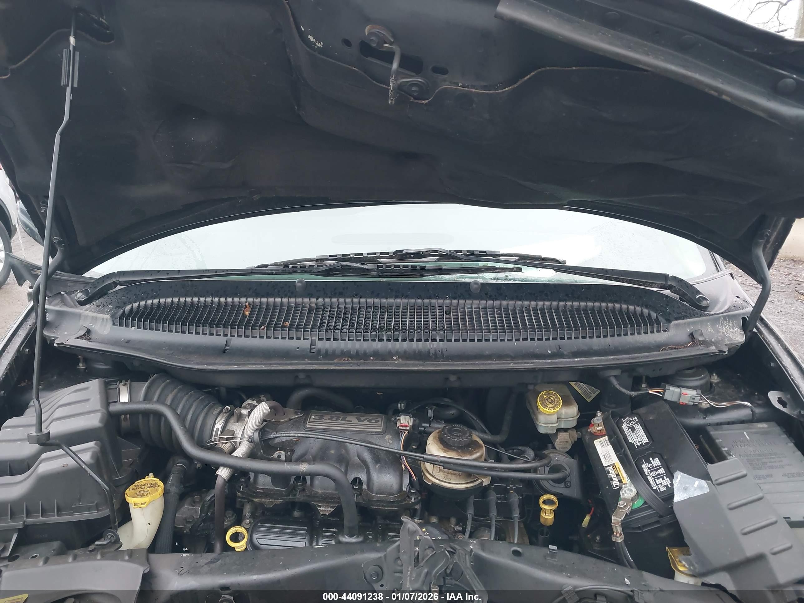 CHRYSLER TOWN image 10