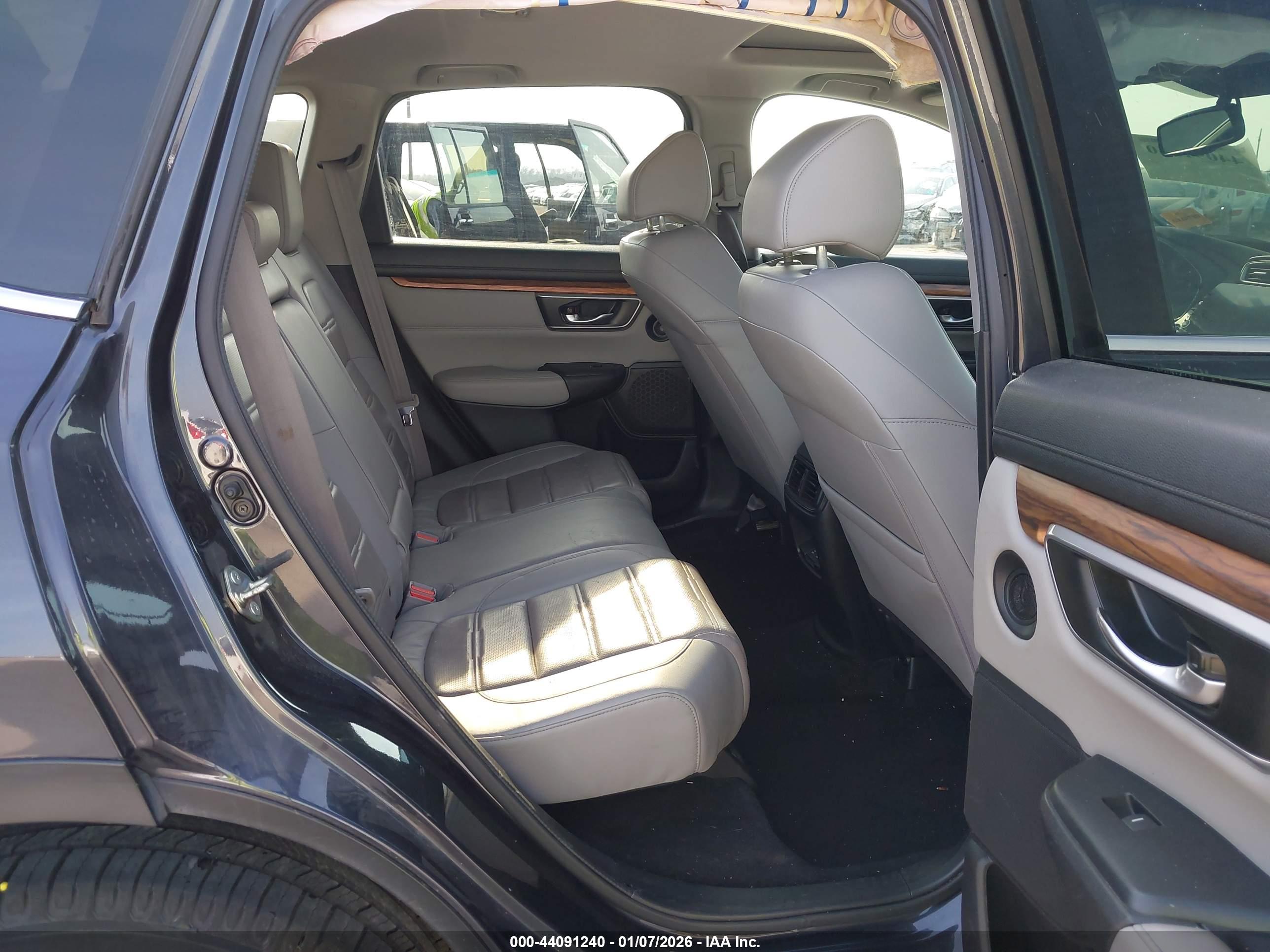 HONDA CR-V image 8