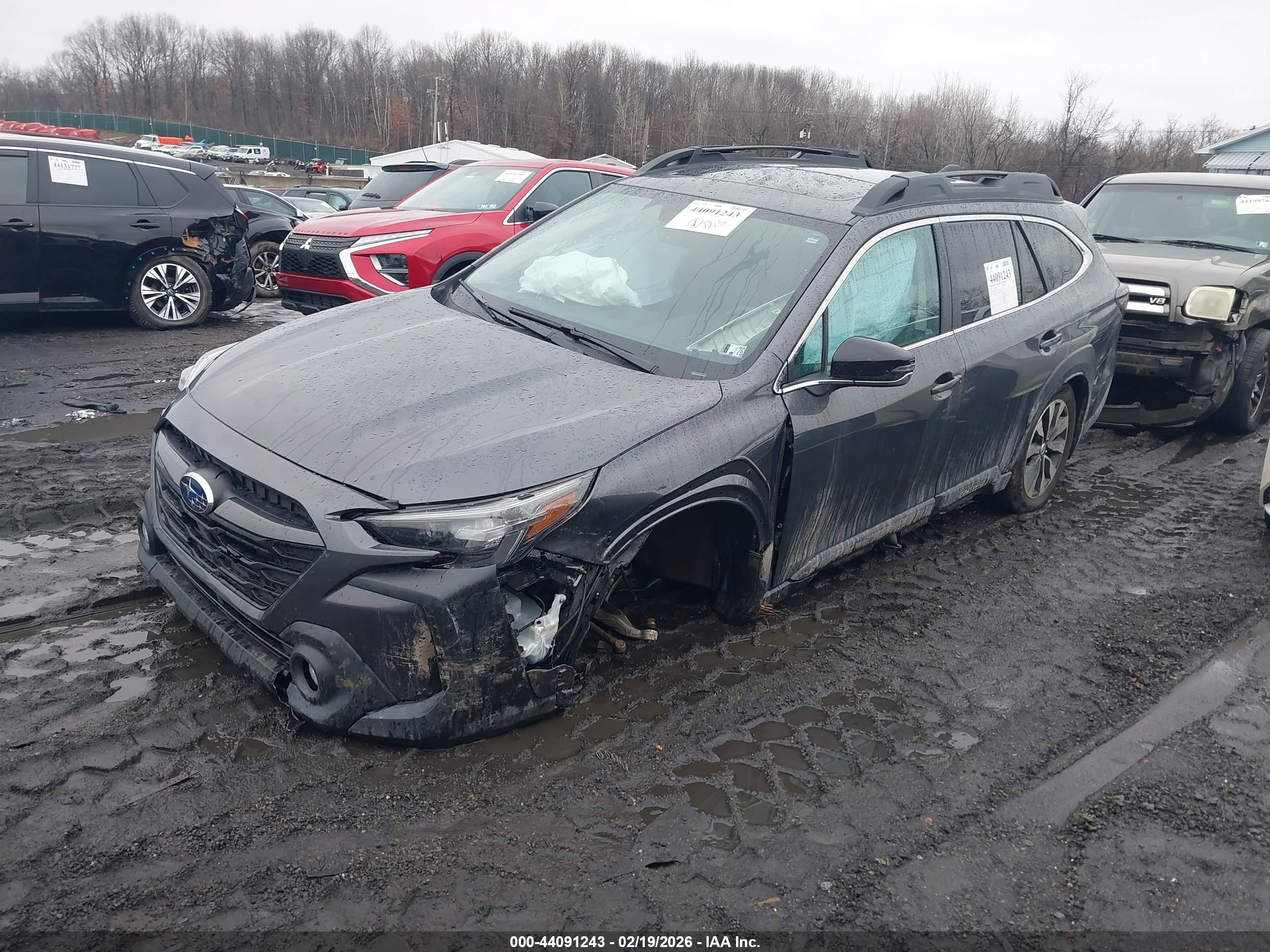 SUBARU OUTBACK image 2