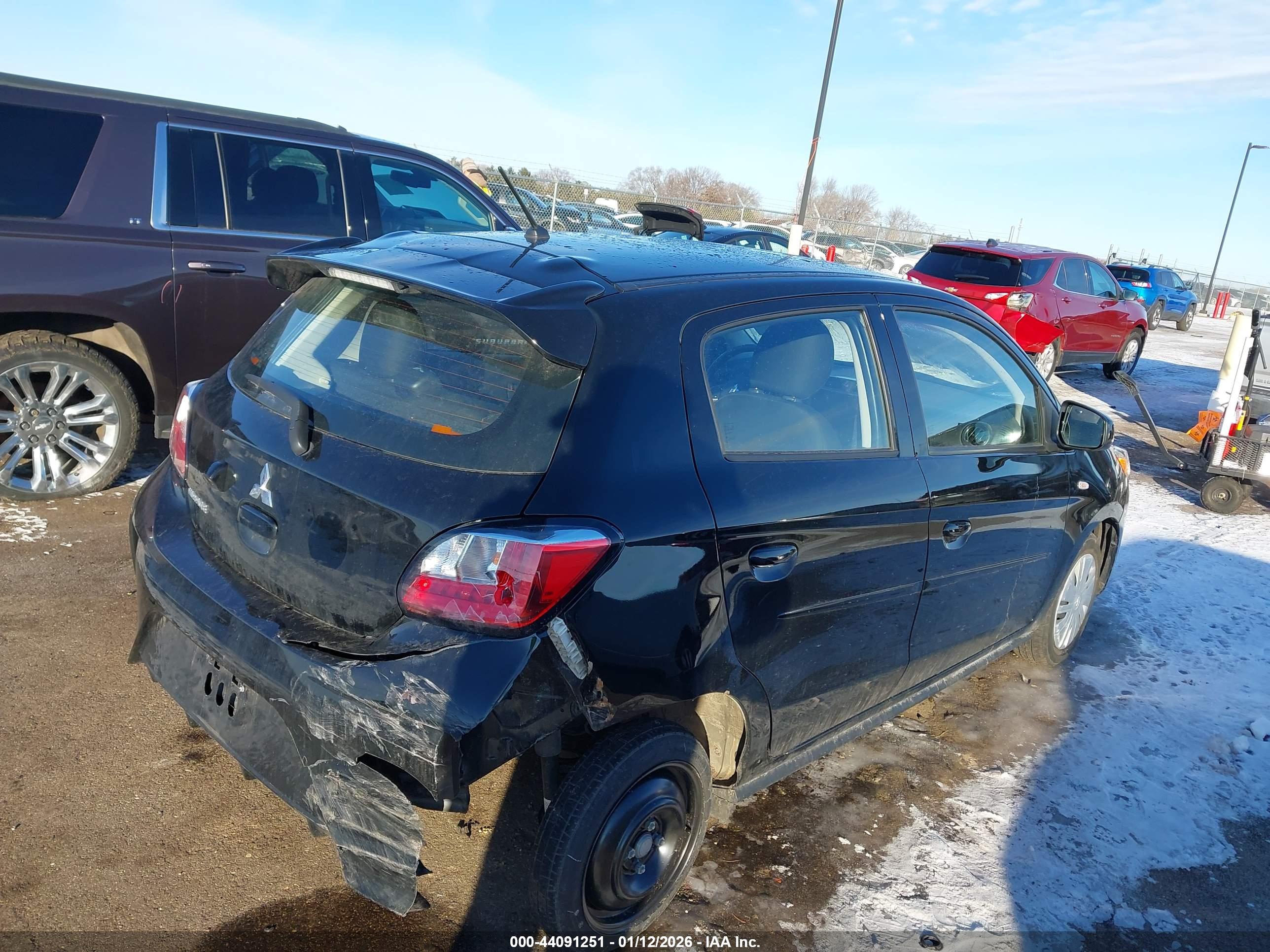 MITSUBISHI MIRAGE image 4