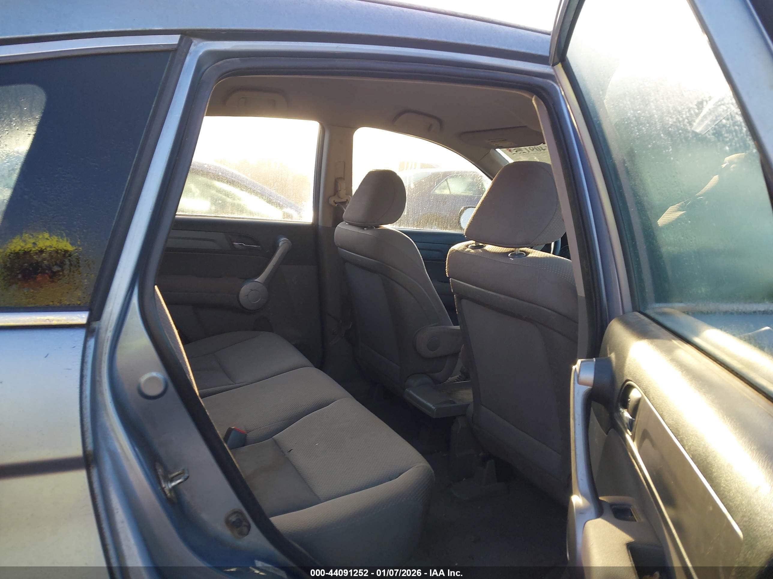 HONDA CR-V image 8