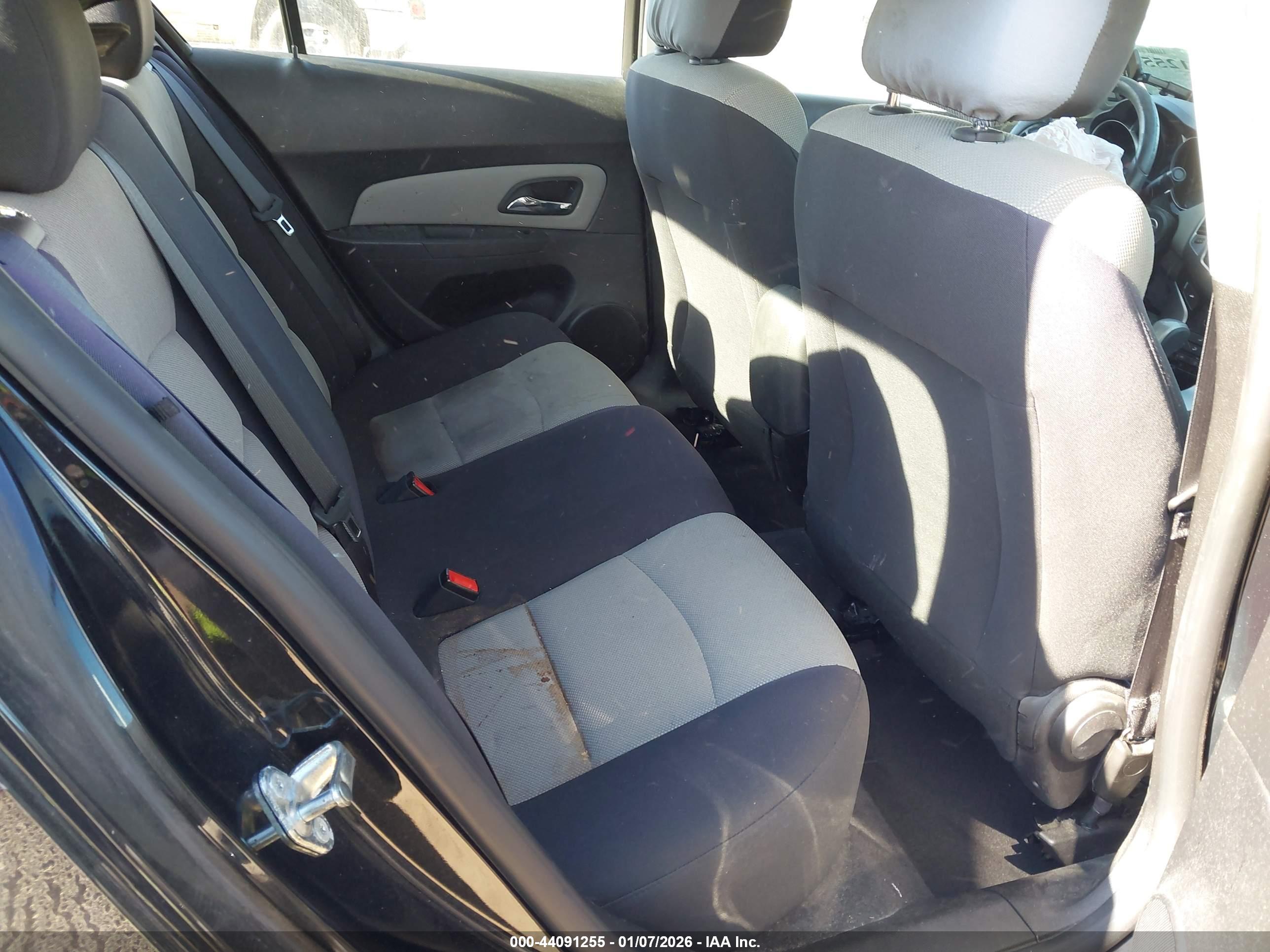 CHEVROLET CRUZE image 8