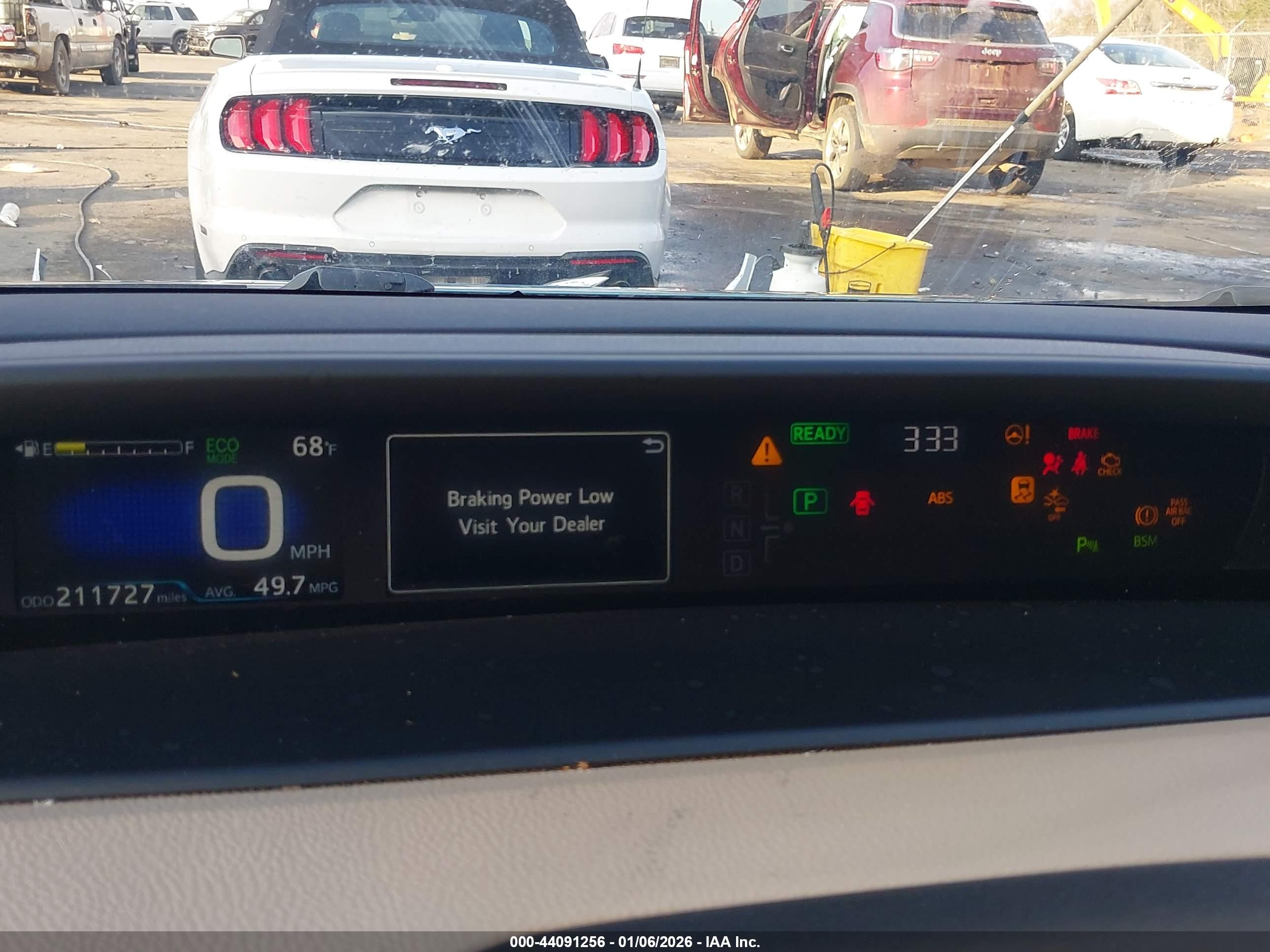 TOYOTA PRIUS image 7
