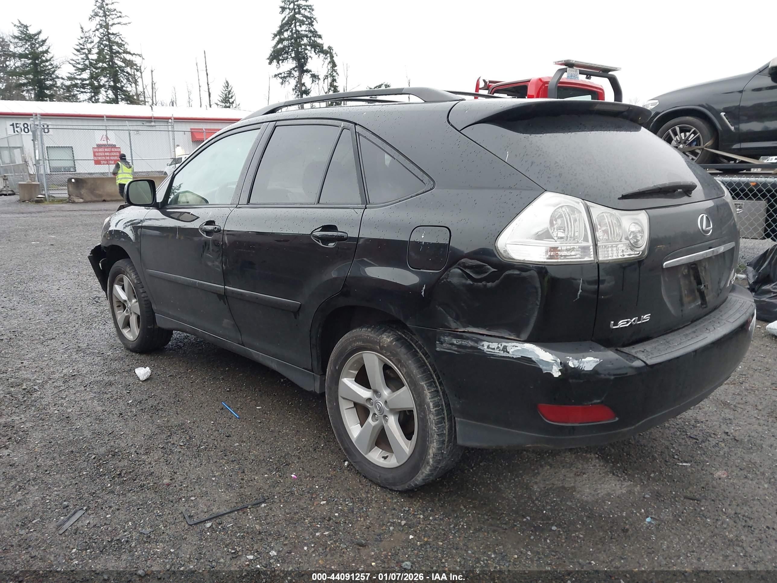LEXUS RX image 3