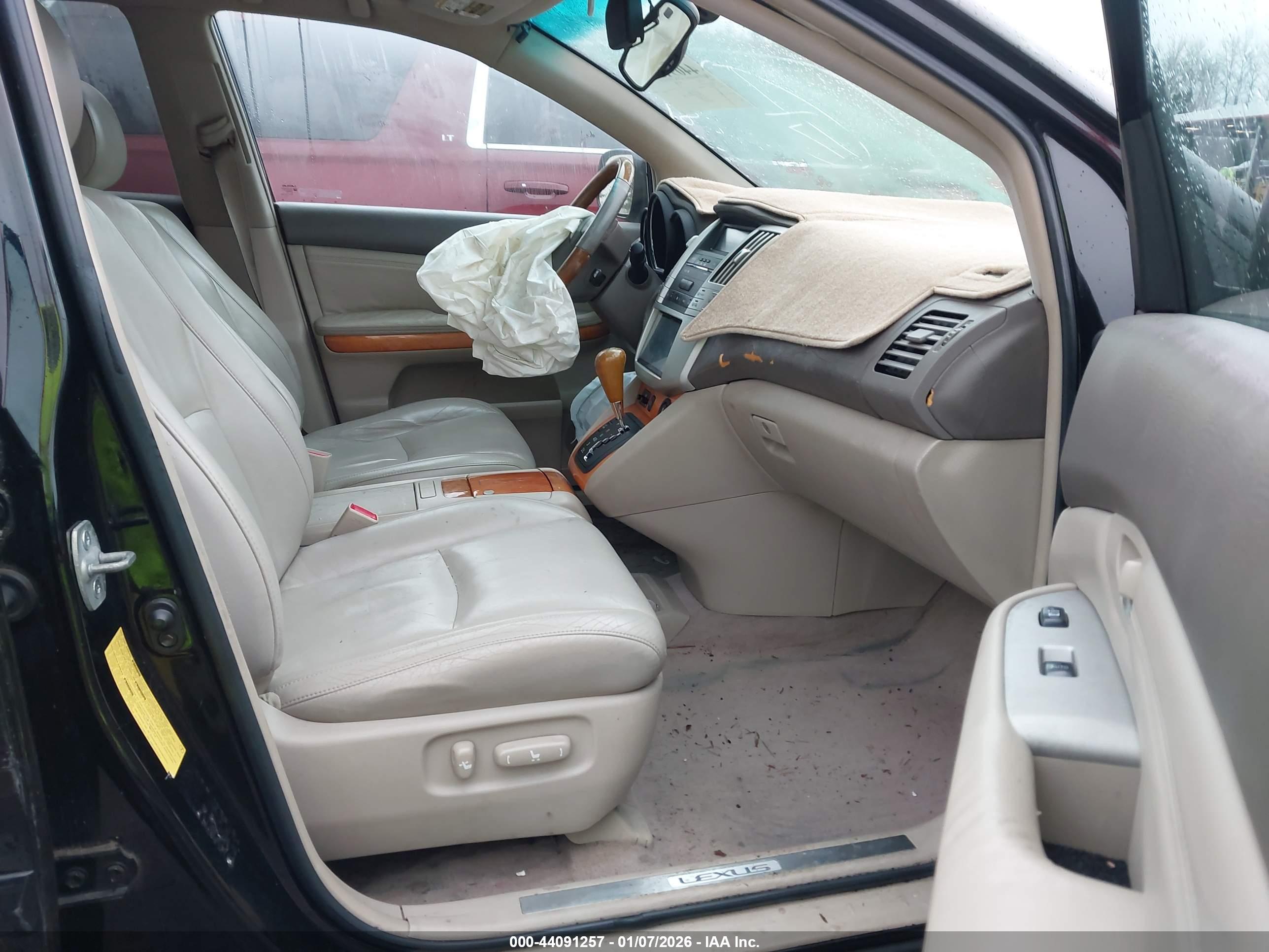 LEXUS RX image 5