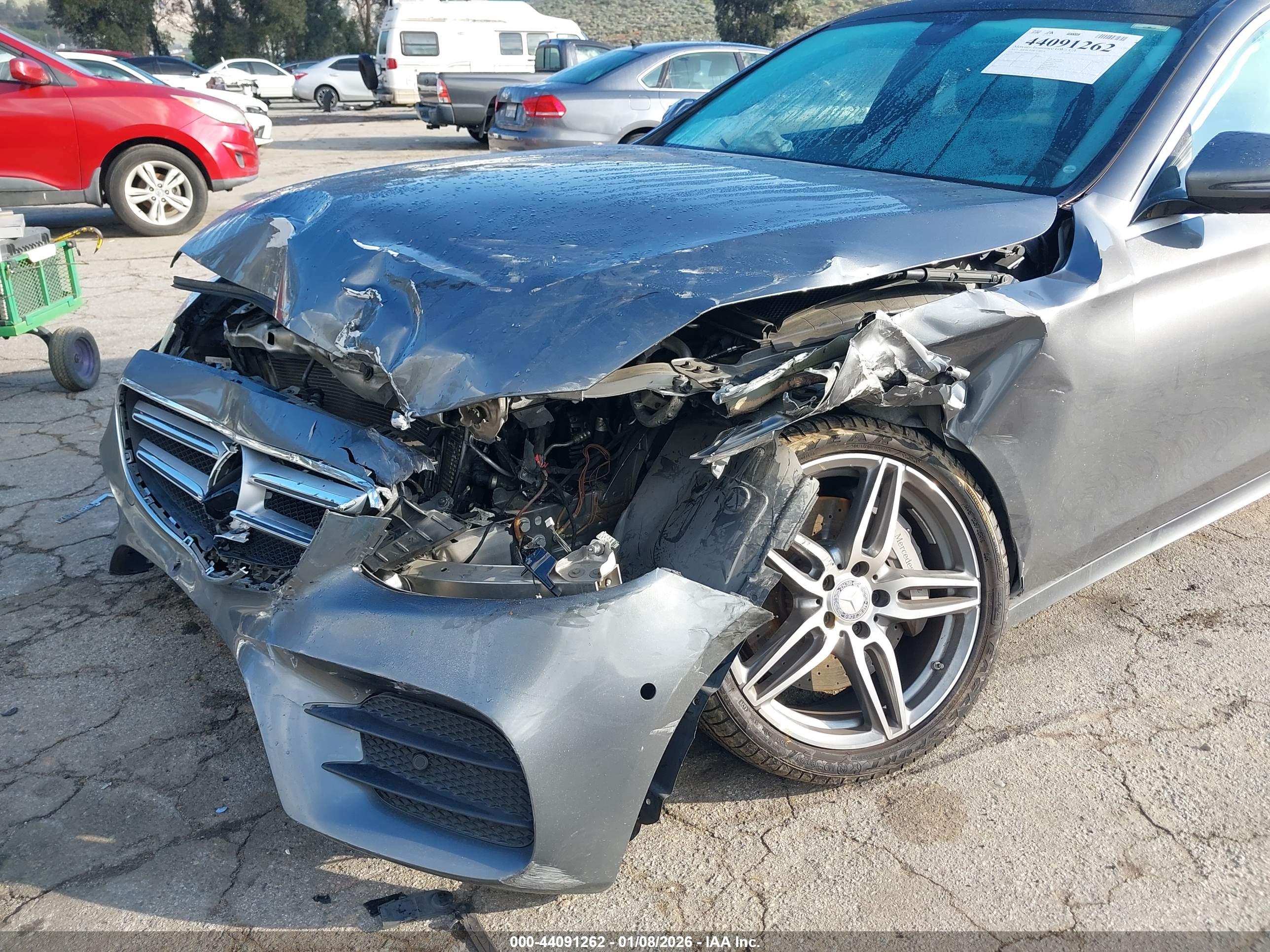 MERCEDES-BENZ E image 6