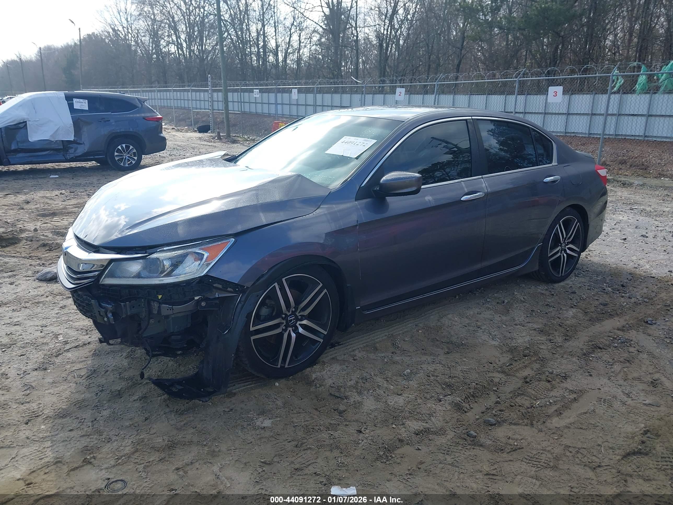 HONDA ACCORD image 2
