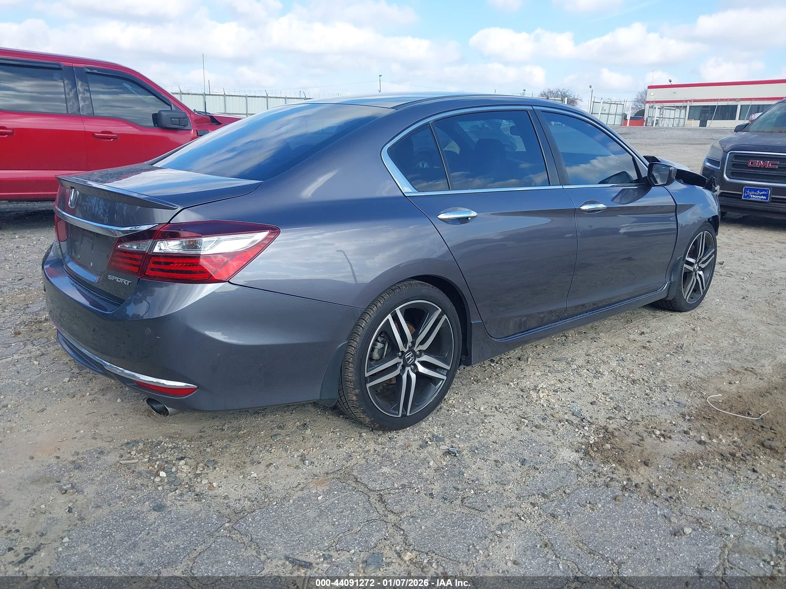 HONDA ACCORD image 4