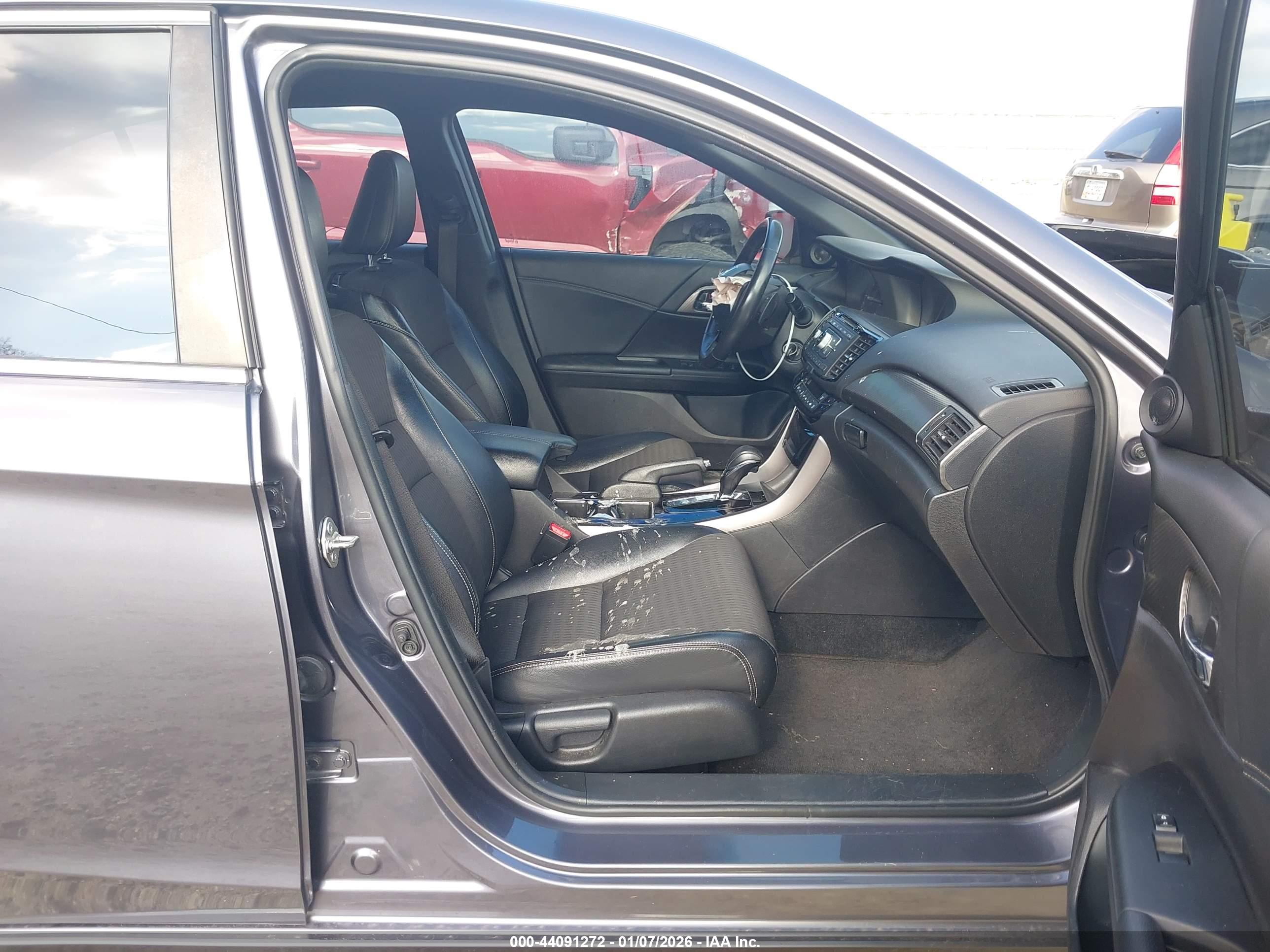 HONDA ACCORD image 5