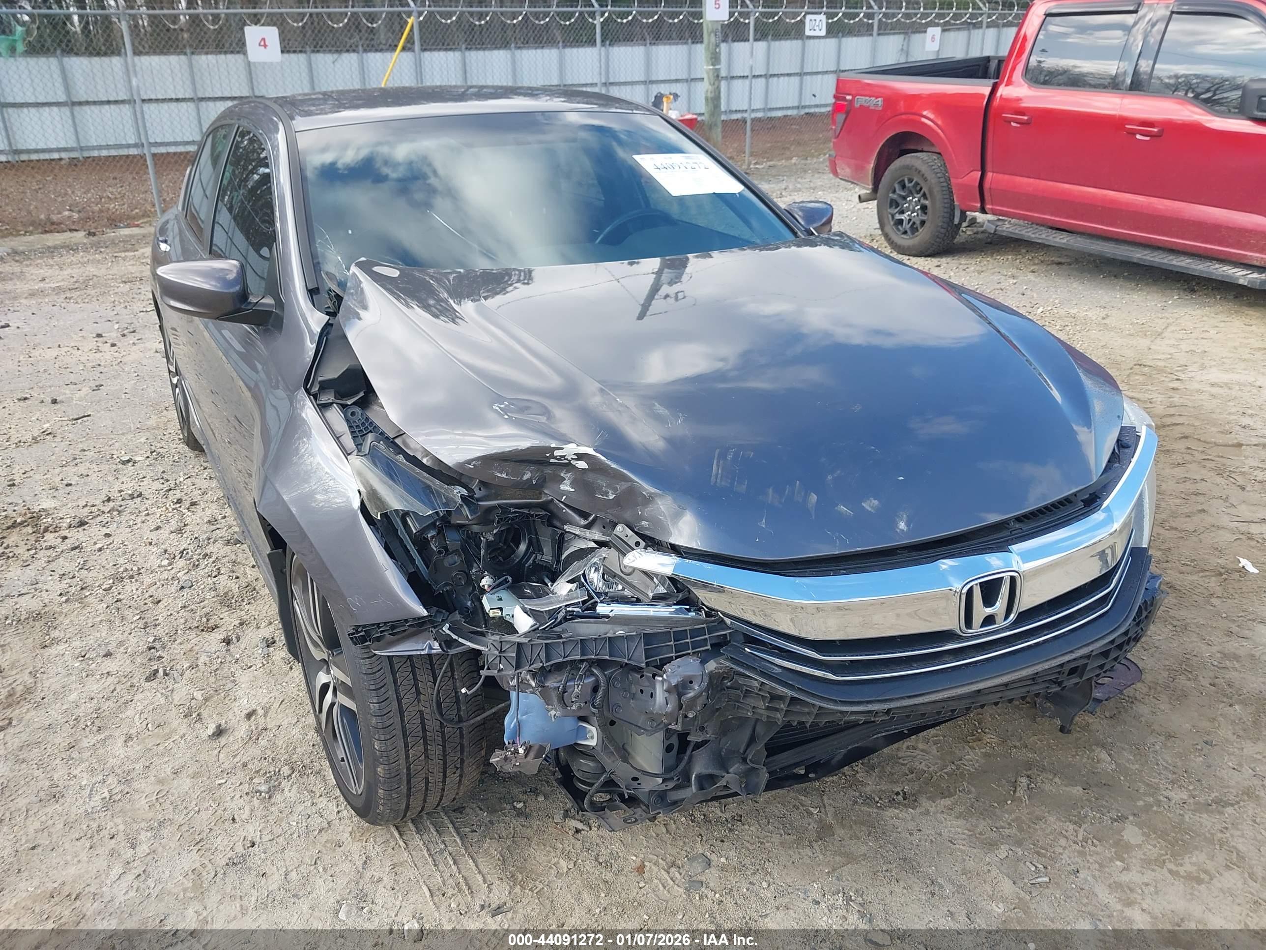HONDA ACCORD image 6