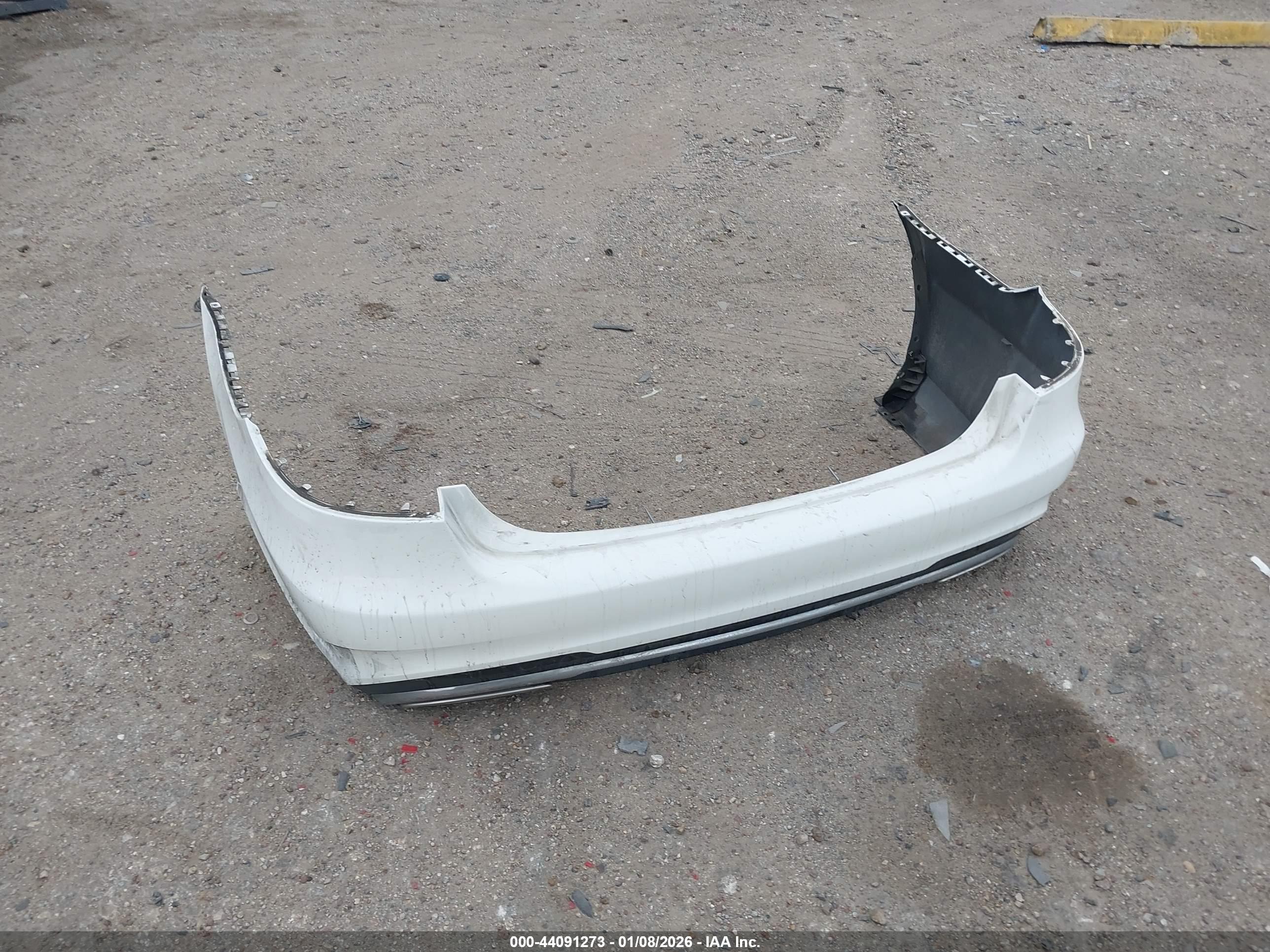 MERCEDES-BENZ E image 6