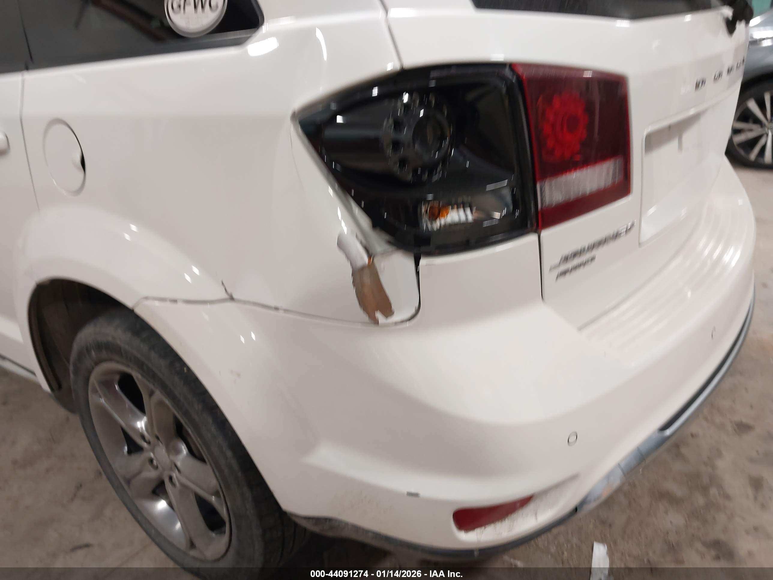 DODGE JOURNEY image 6