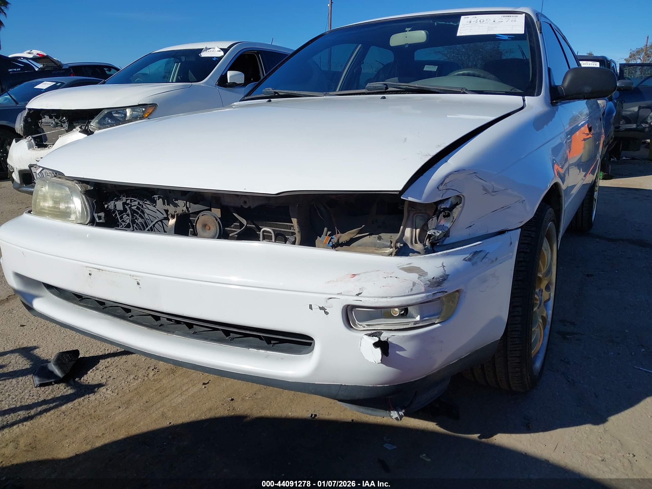 TOYOTA COROLLA image 6