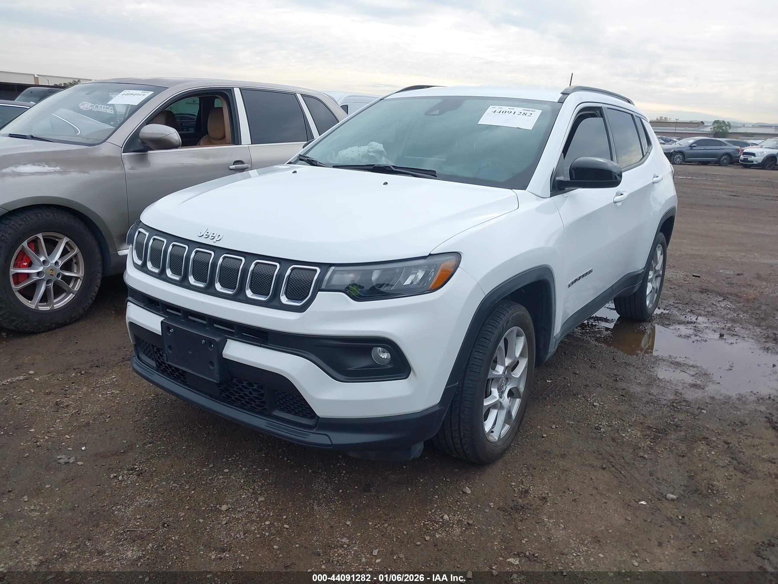 JEEP COMPASS image 2