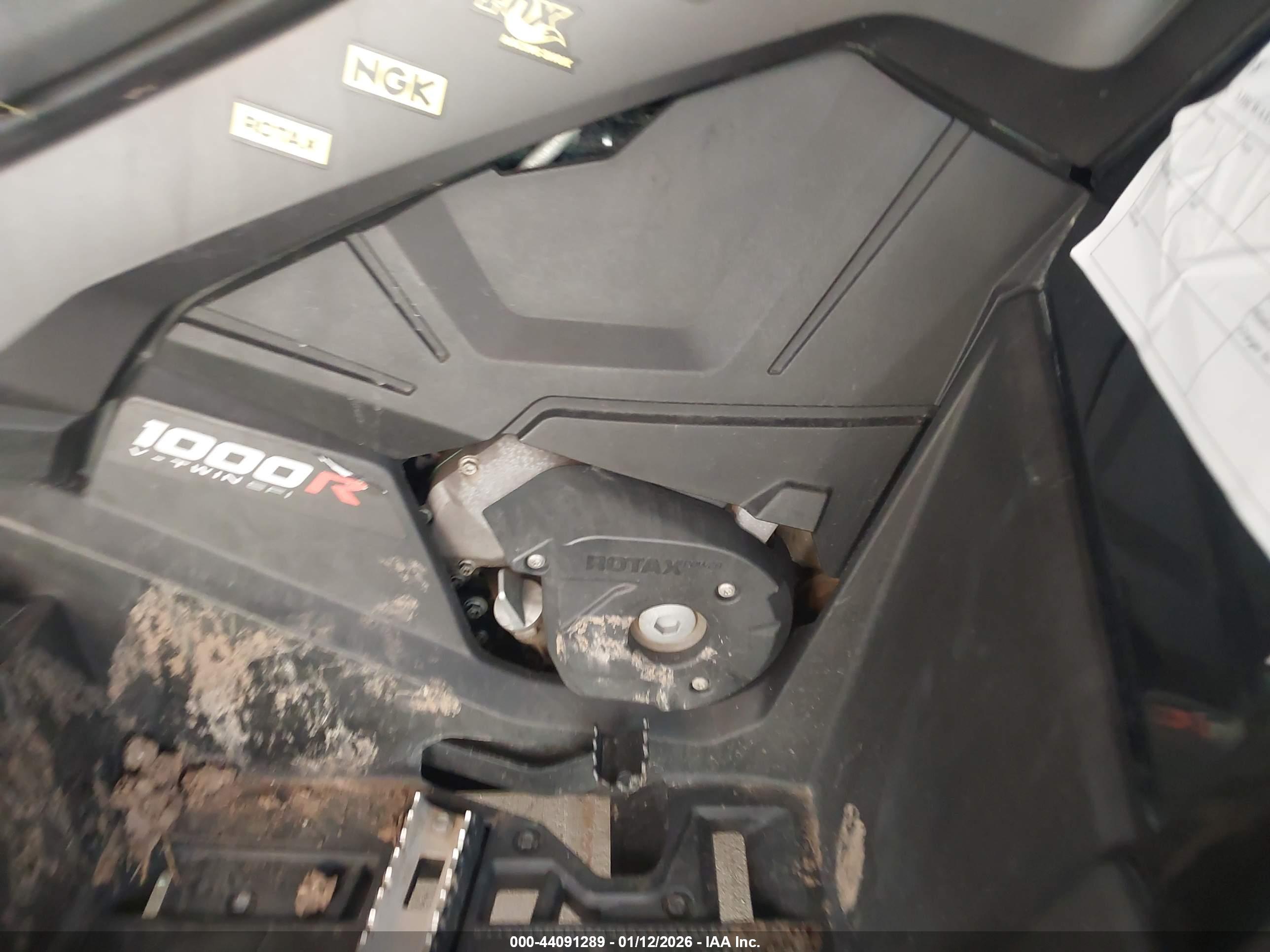 CAN-AM OUTLANDER image 8