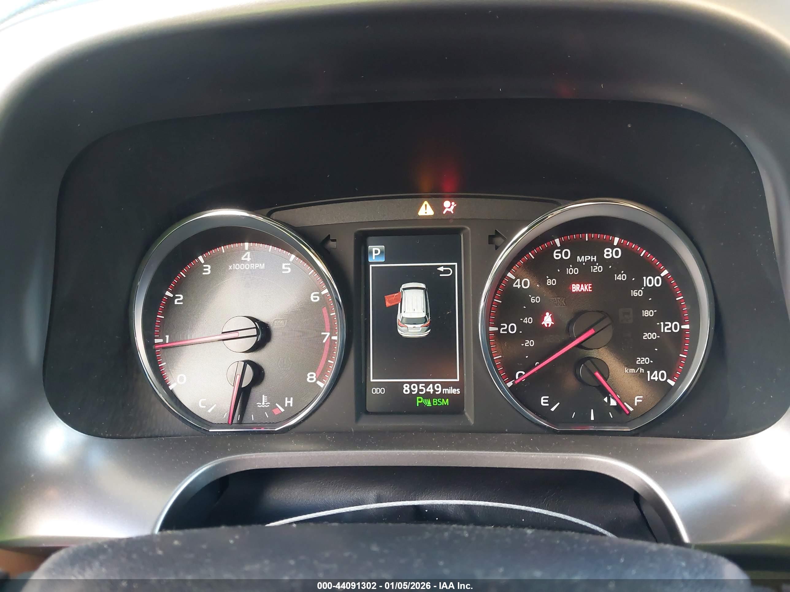 TOYOTA RAV4 image 7