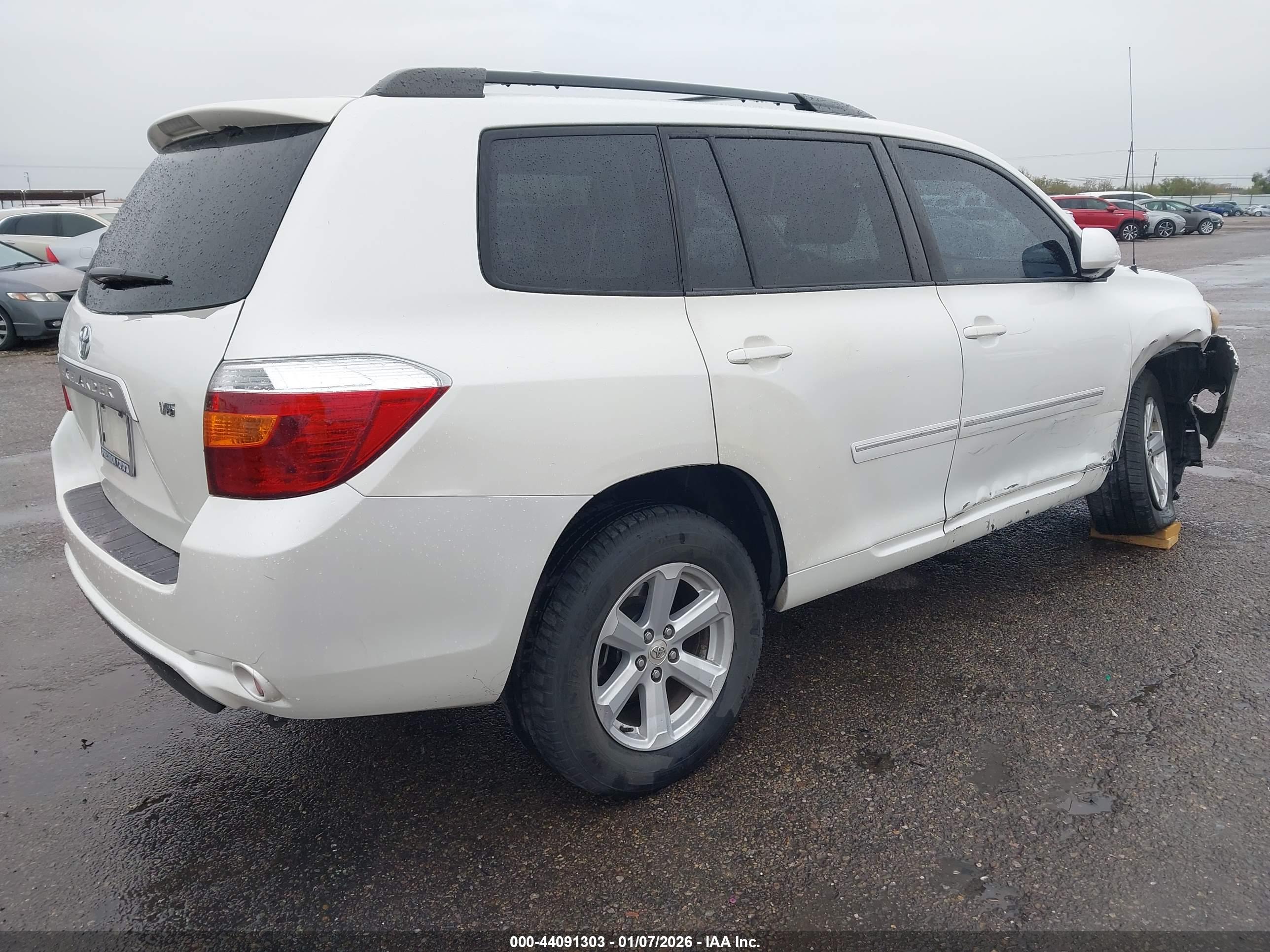 TOYOTA HIGHLANDER image 4