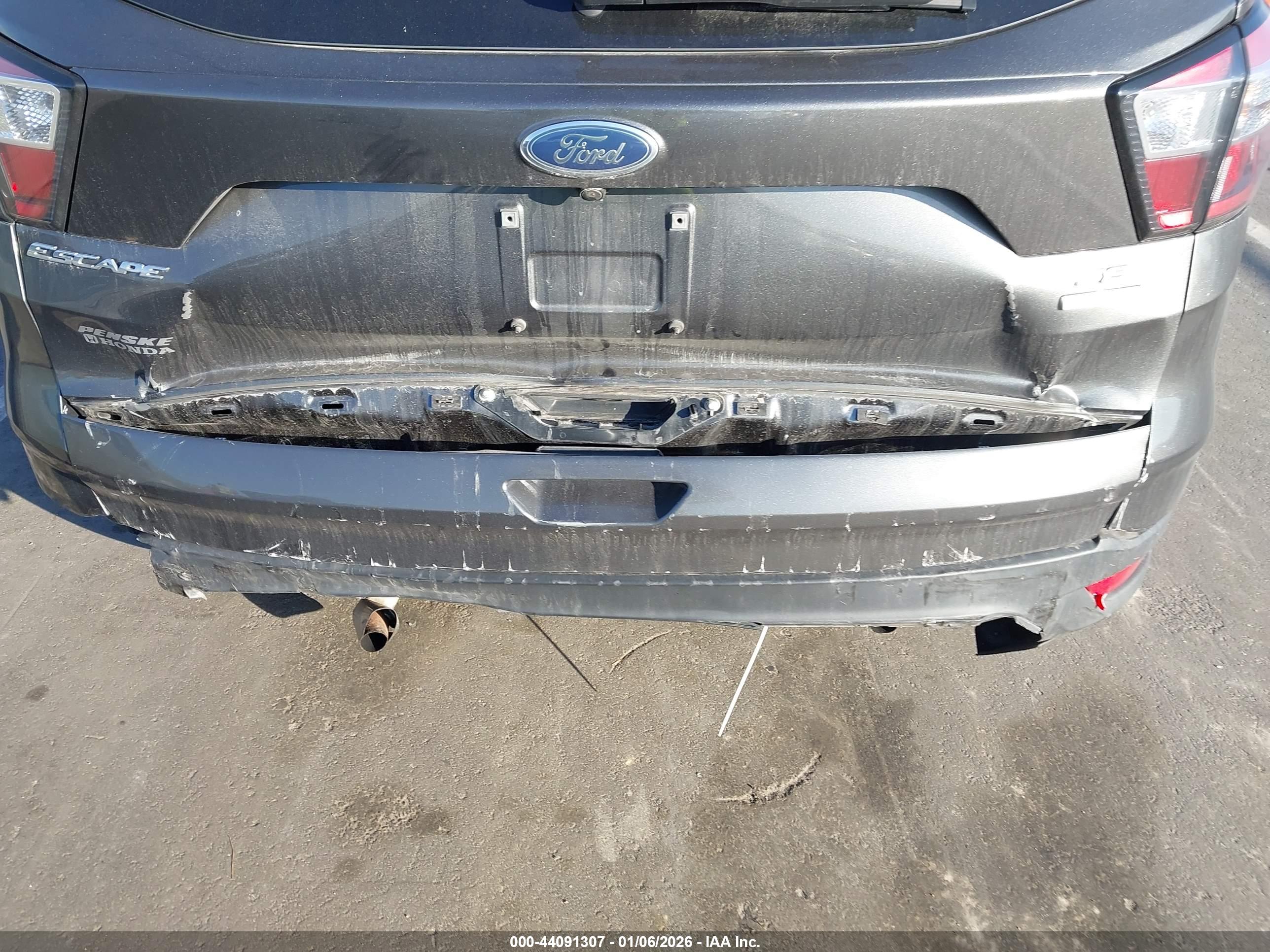 FORD ESCAPE image 6
