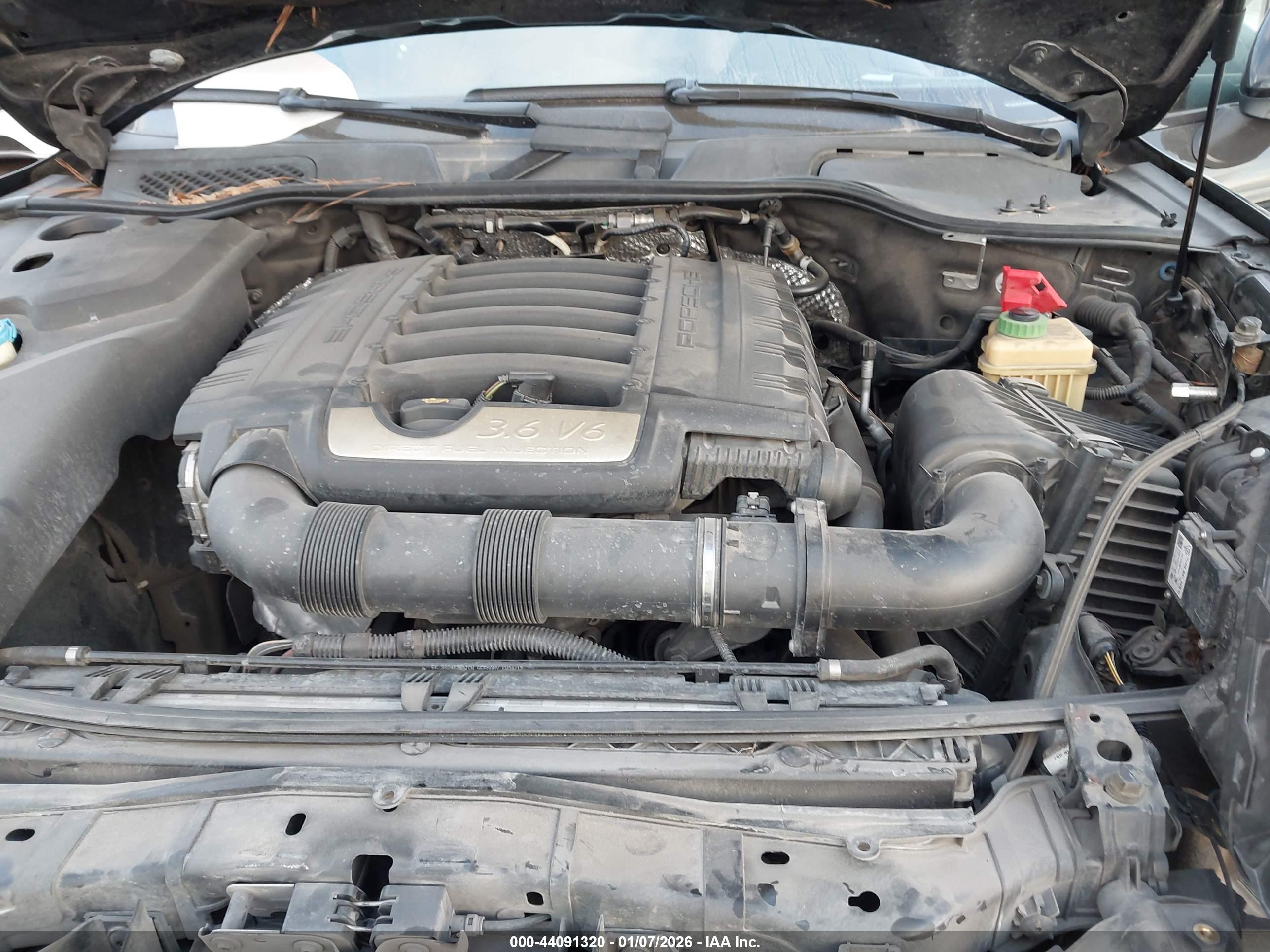 PORSCHE CAYENNE image 10