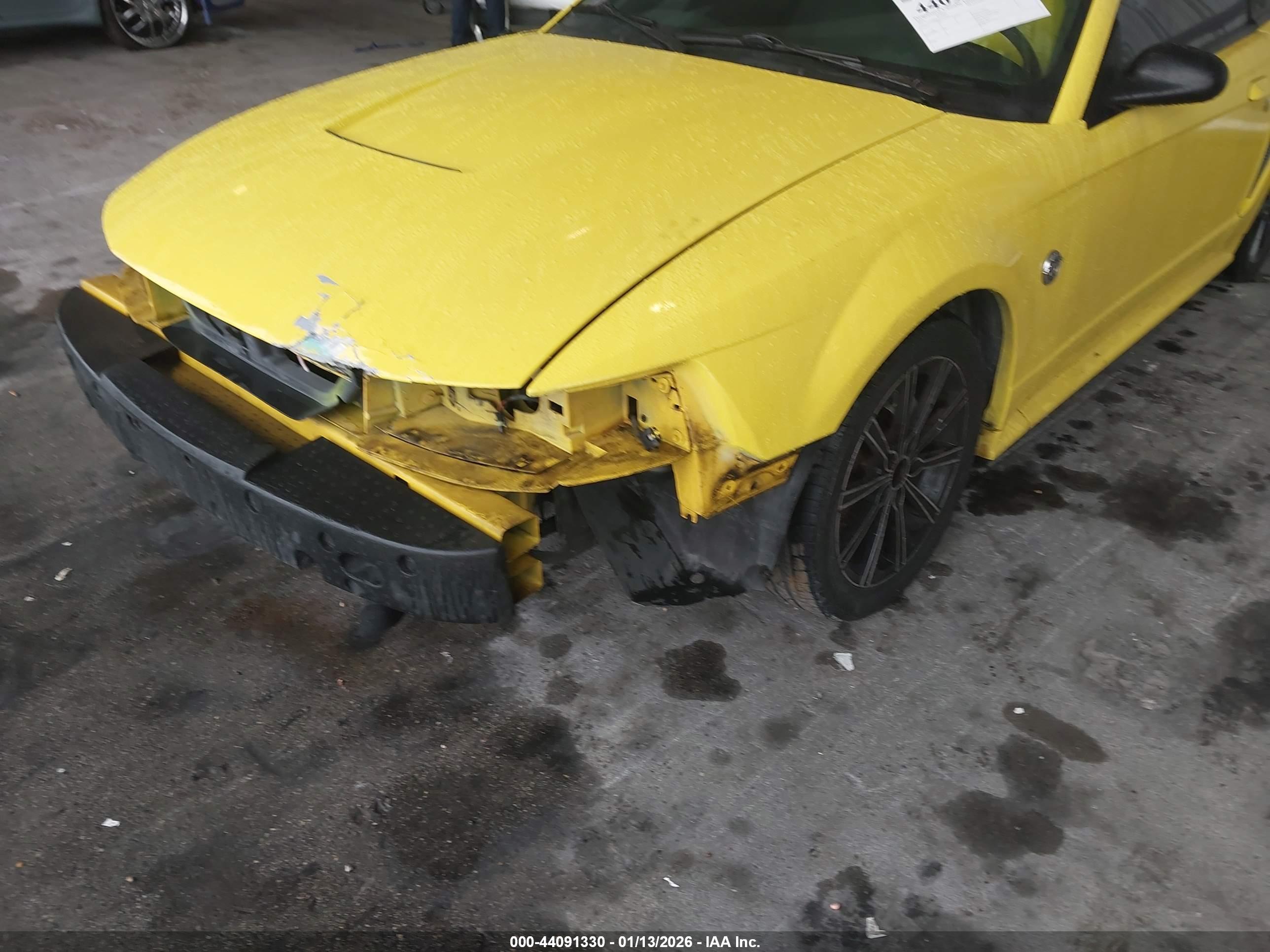 FORD MUSTANG image 6