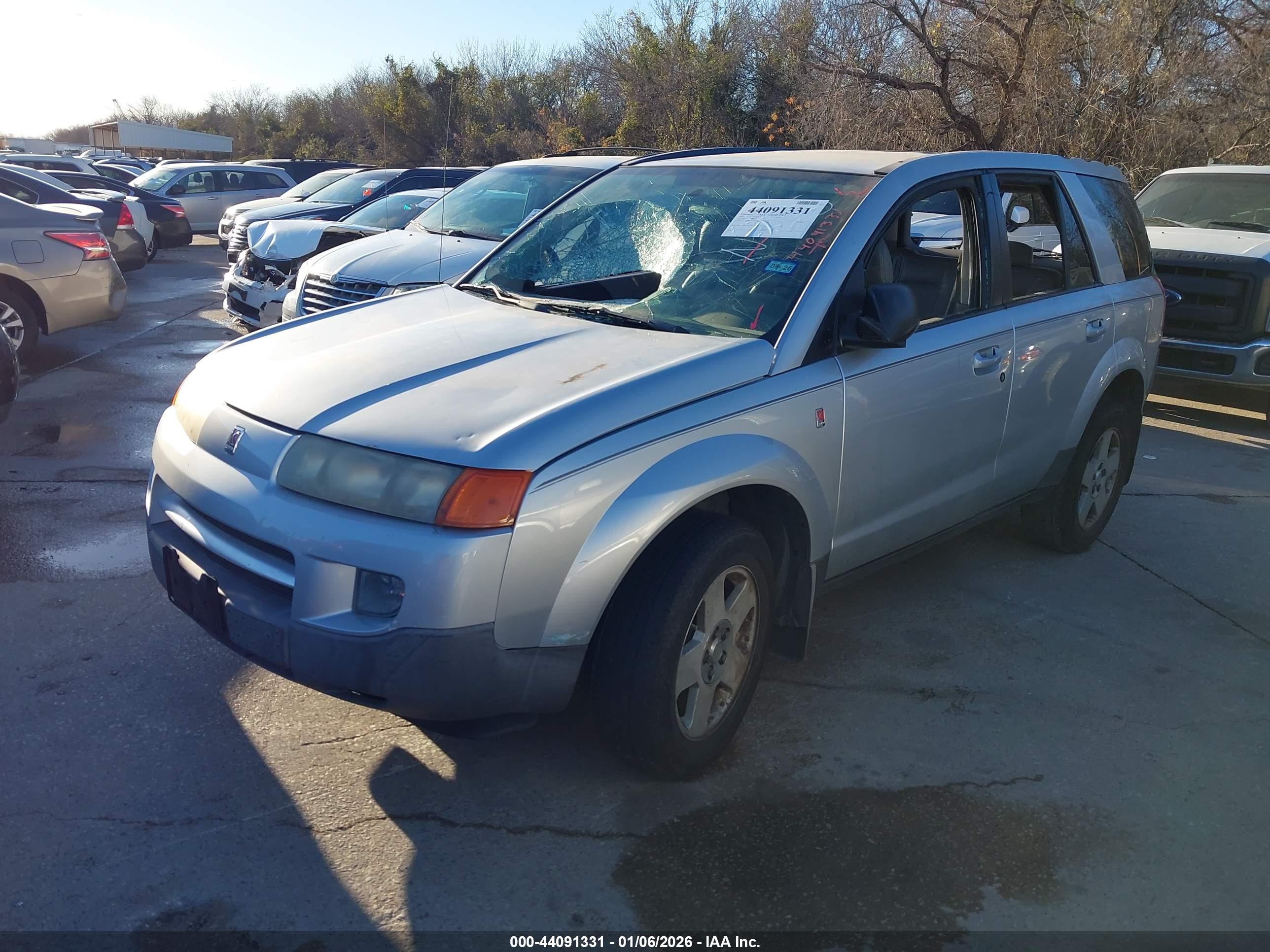 SATURN VUE image 2