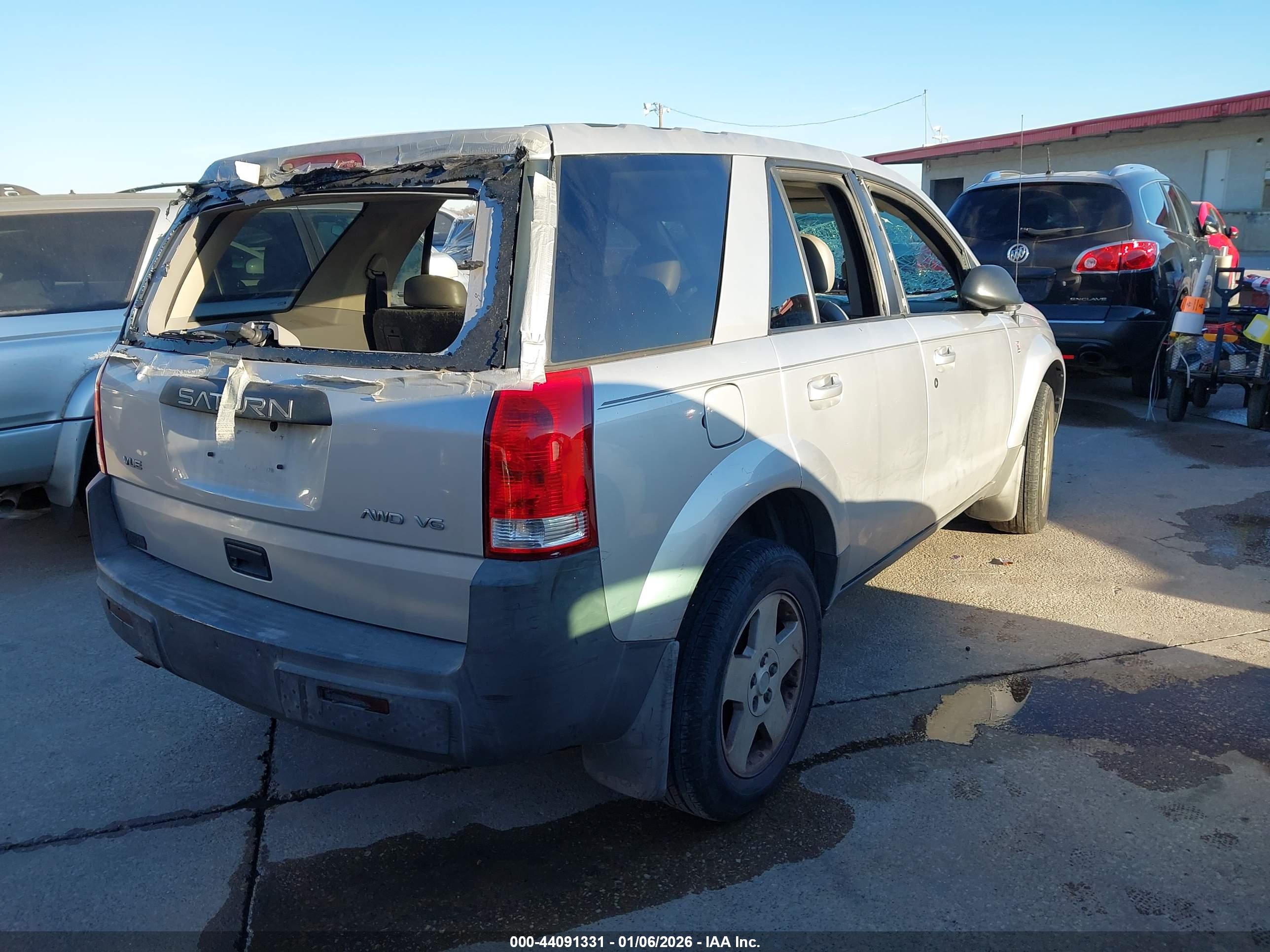 SATURN VUE image 4