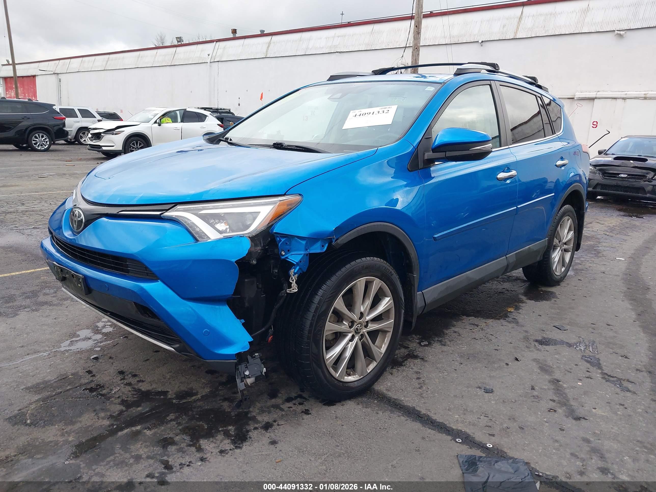 TOYOTA RAV4 image 2