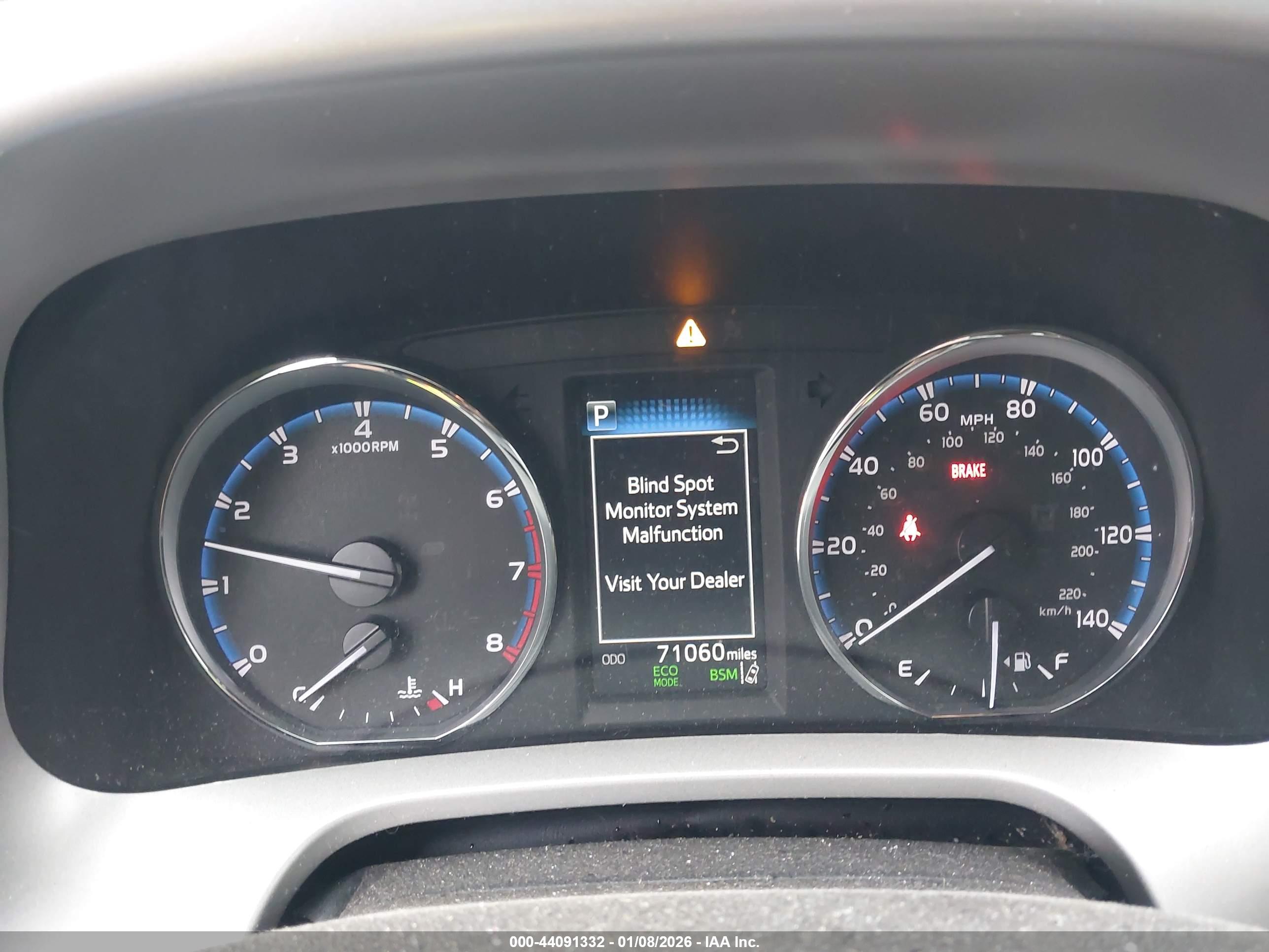 TOYOTA RAV4 image 7