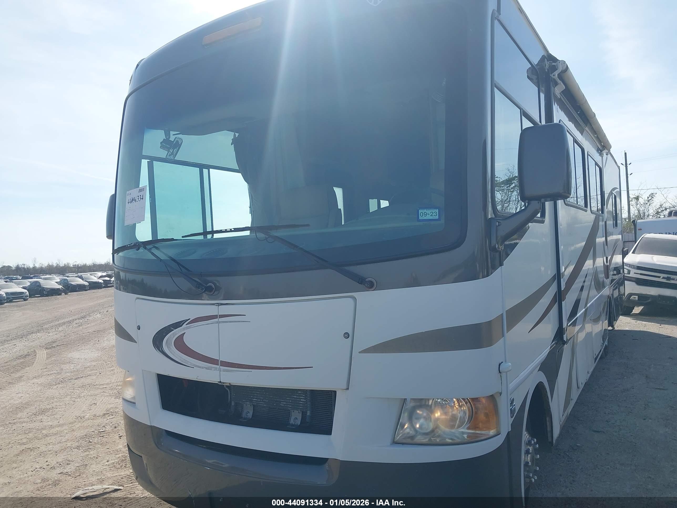 FORD F53 image 2