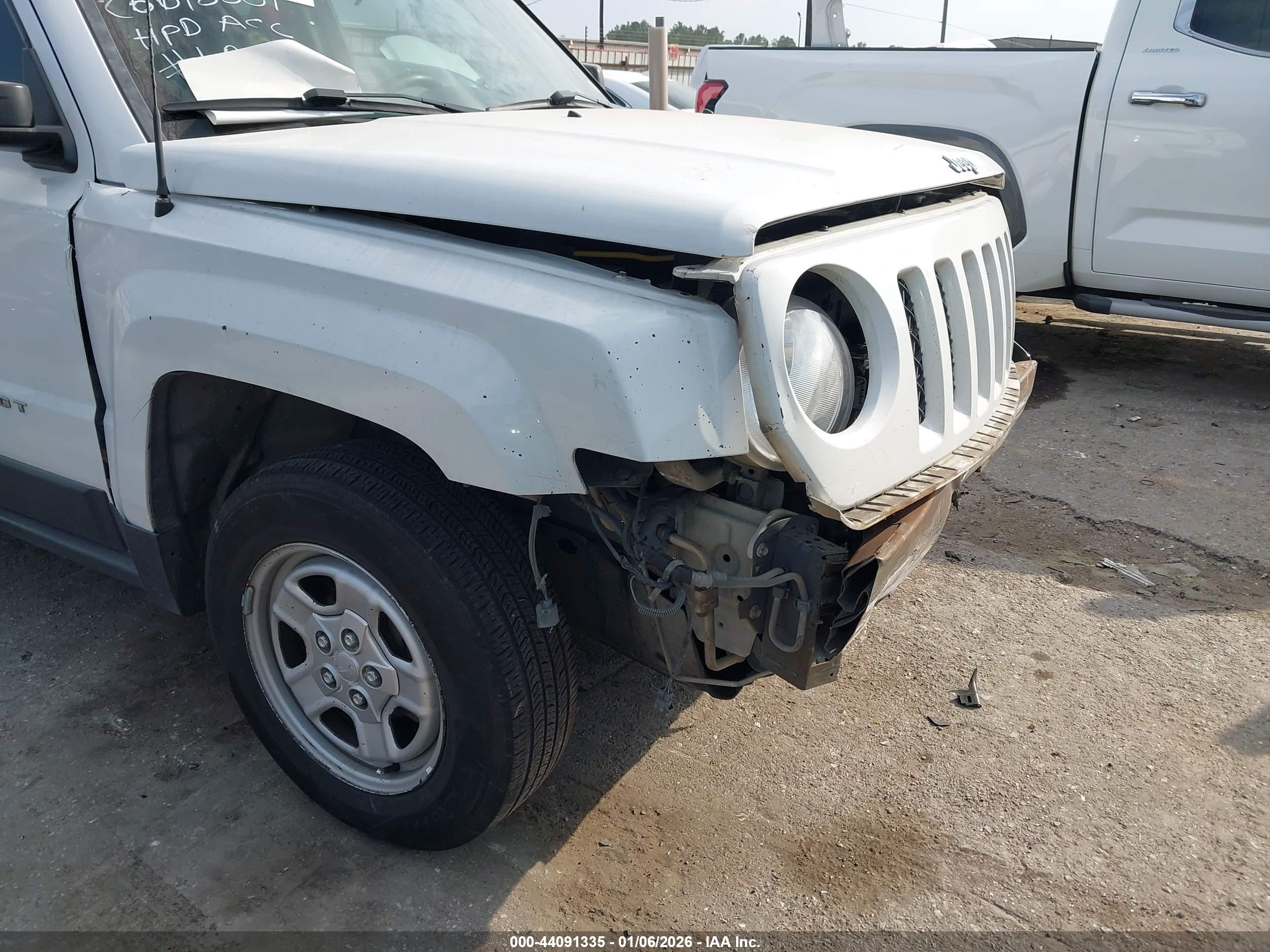 JEEP PATRIOT image 6