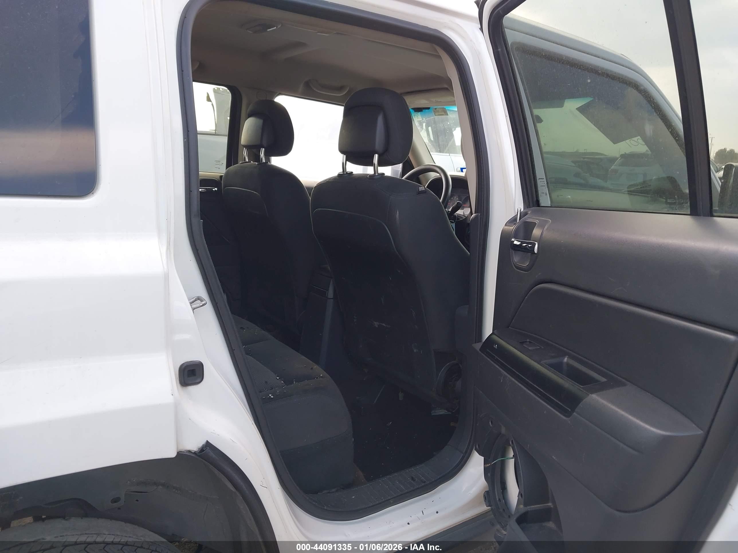 JEEP PATRIOT image 8