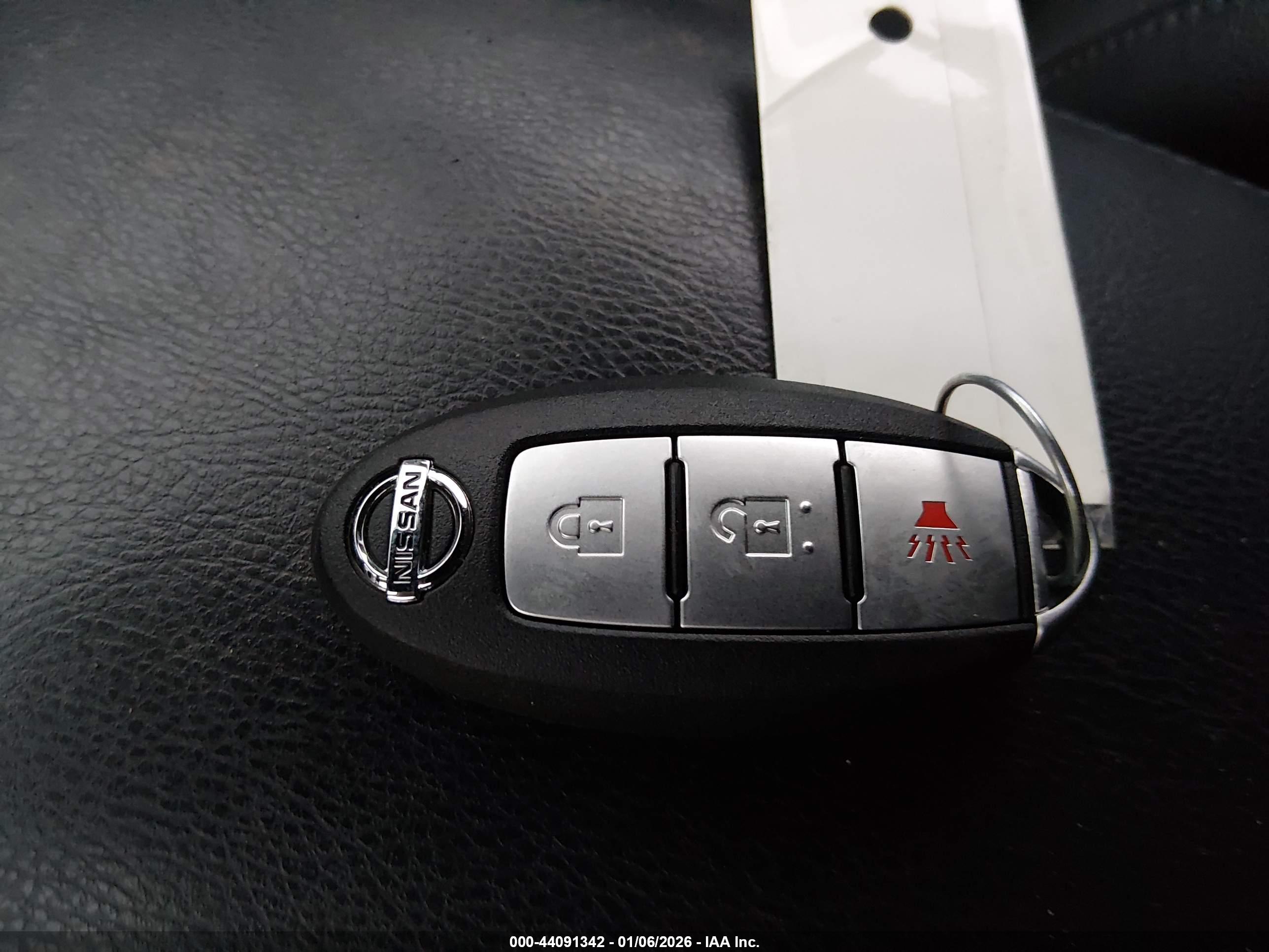 NISSAN ROGUE image 11