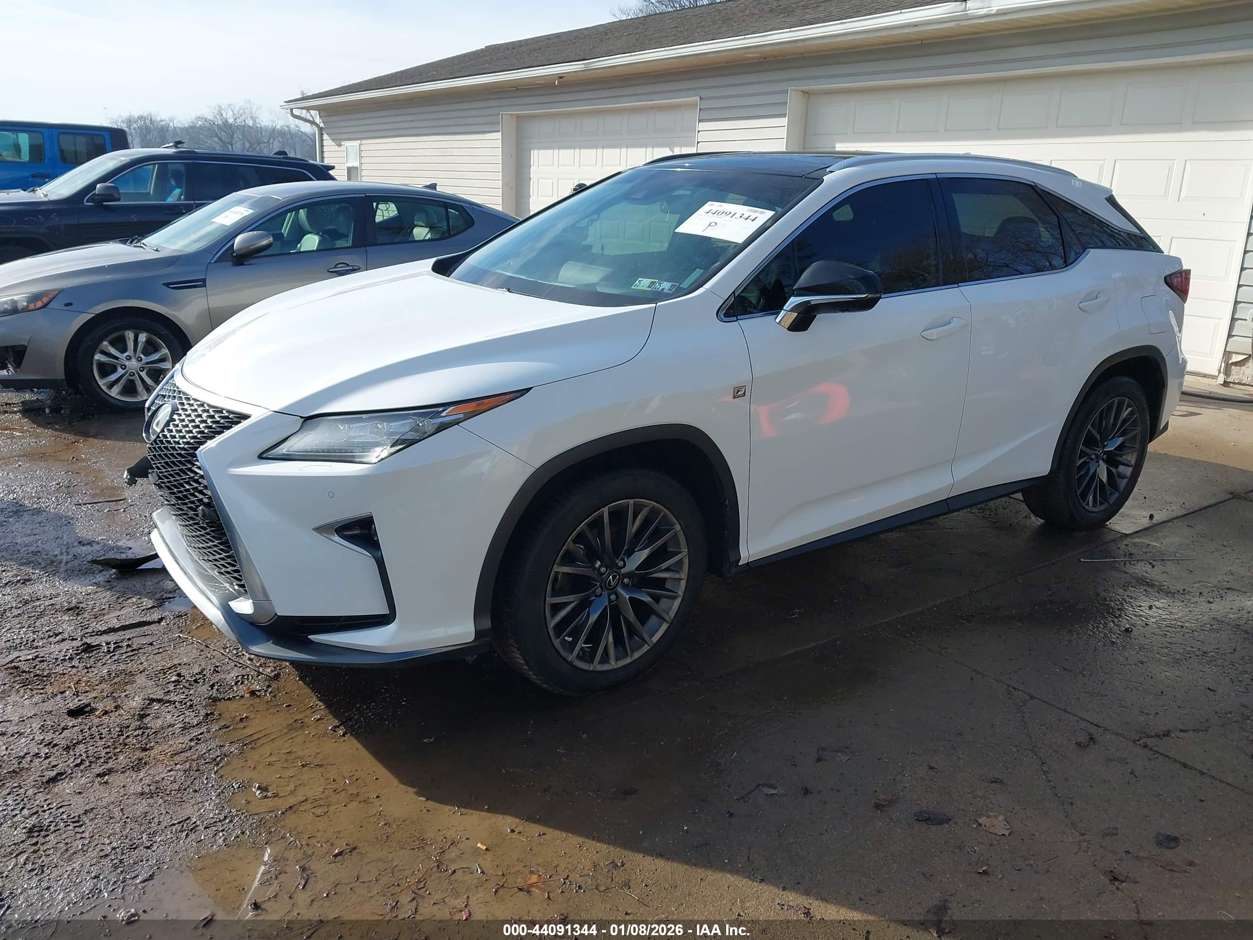 LEXUS RX image 2