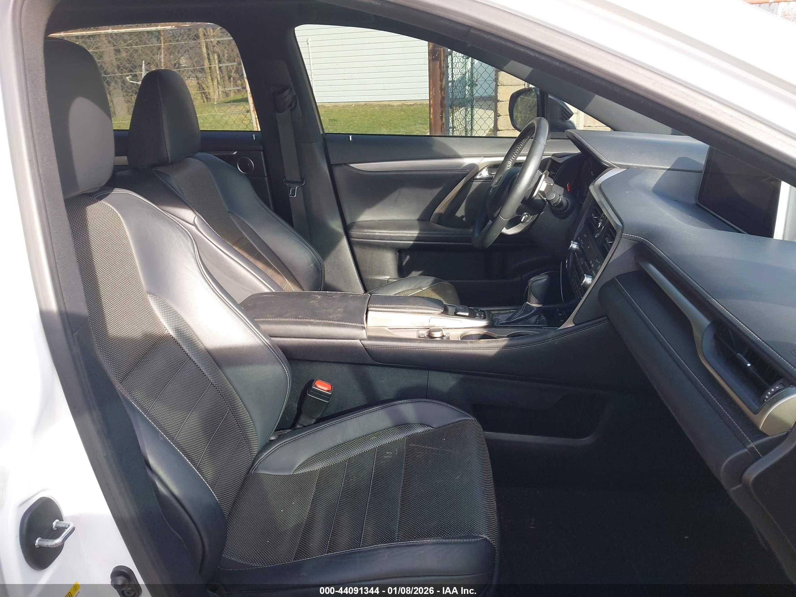 LEXUS RX image 5