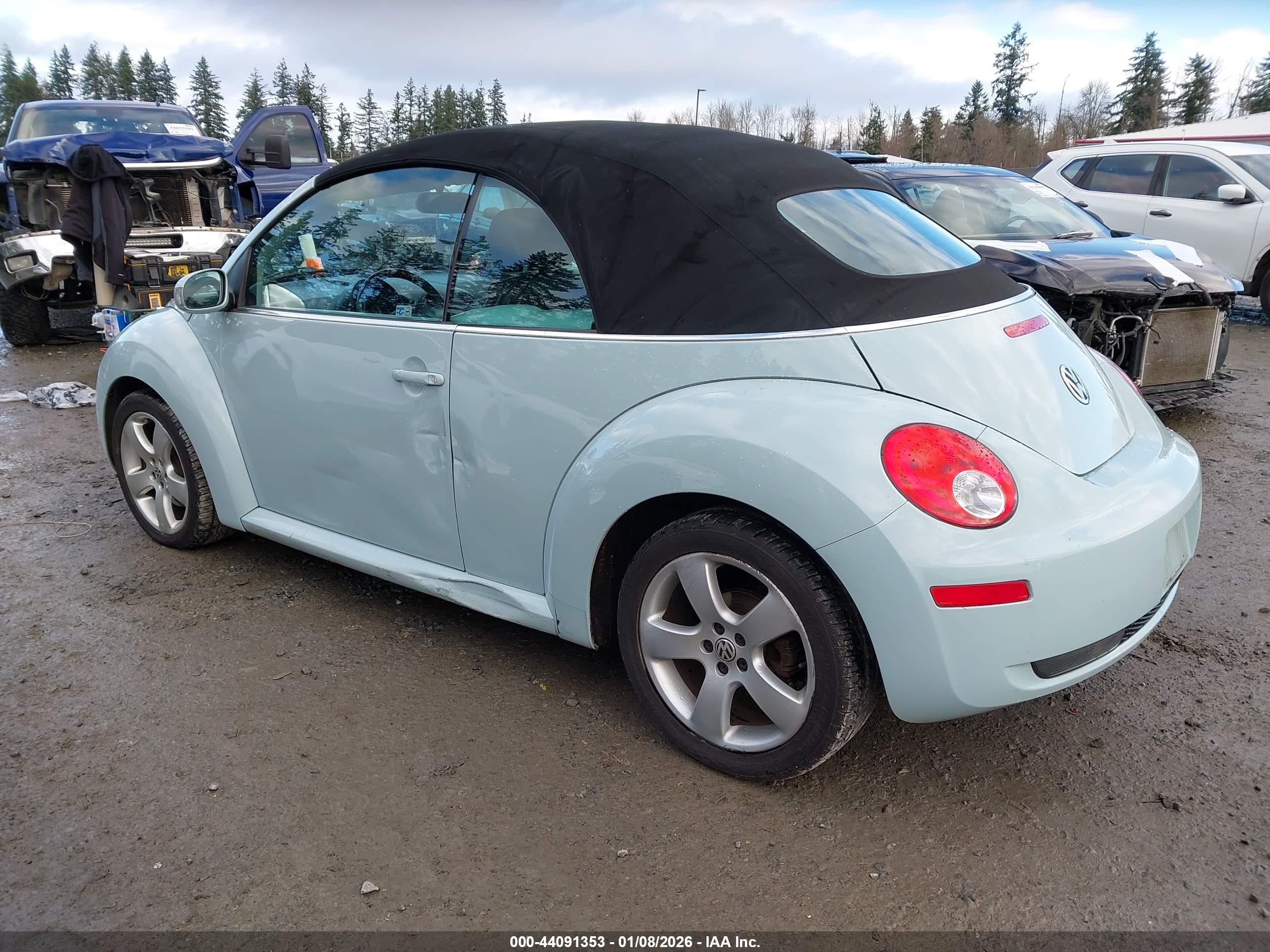VOLKSWAGEN NEW image 3