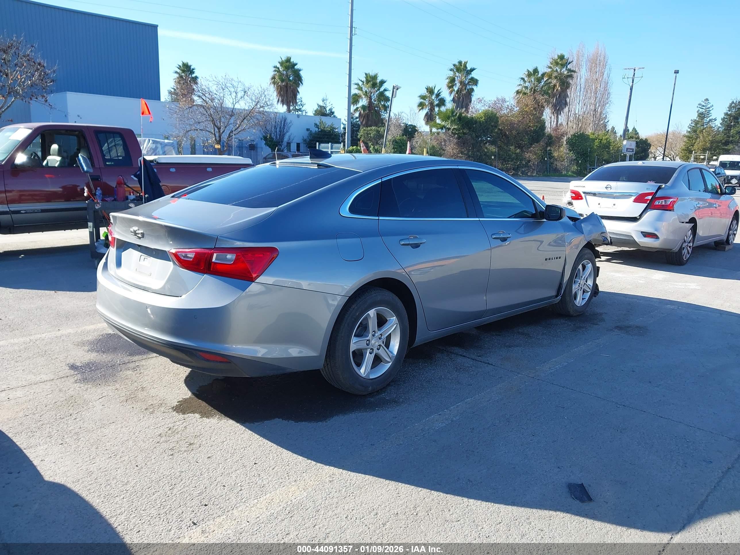 CHEVROLET MALIBU image 4