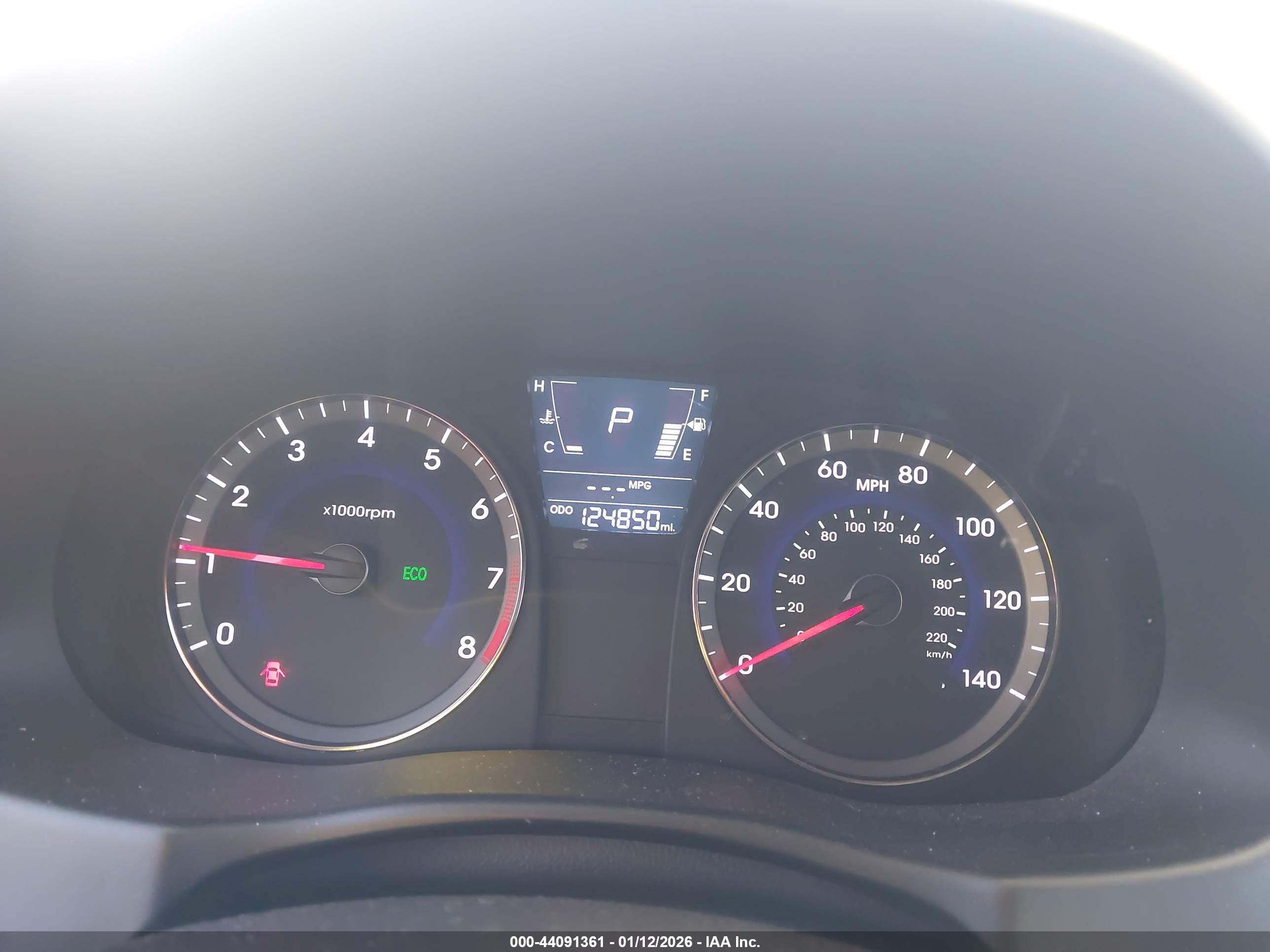 HYUNDAI ACCENT image 7