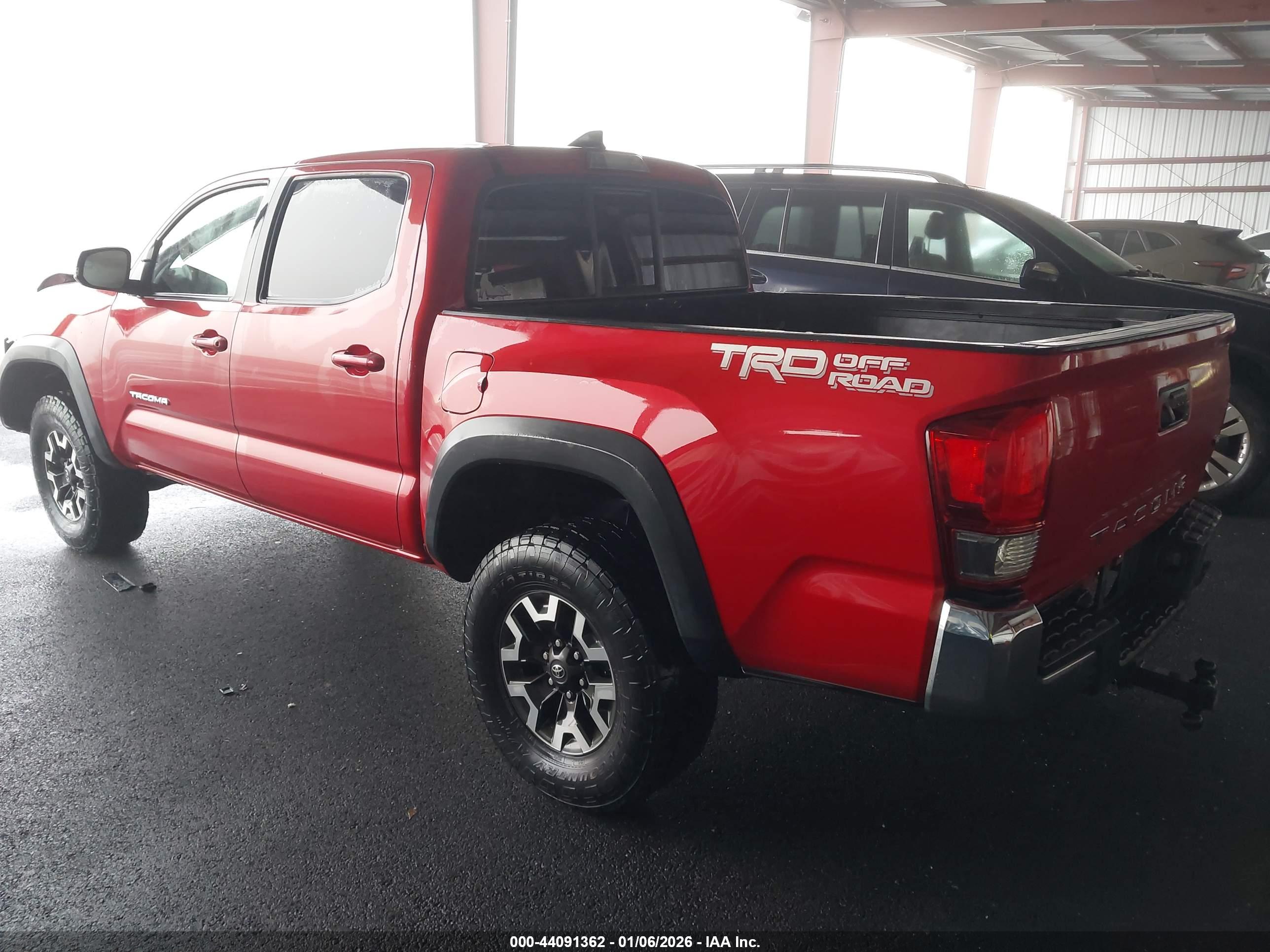 TOYOTA TACOMA image 3