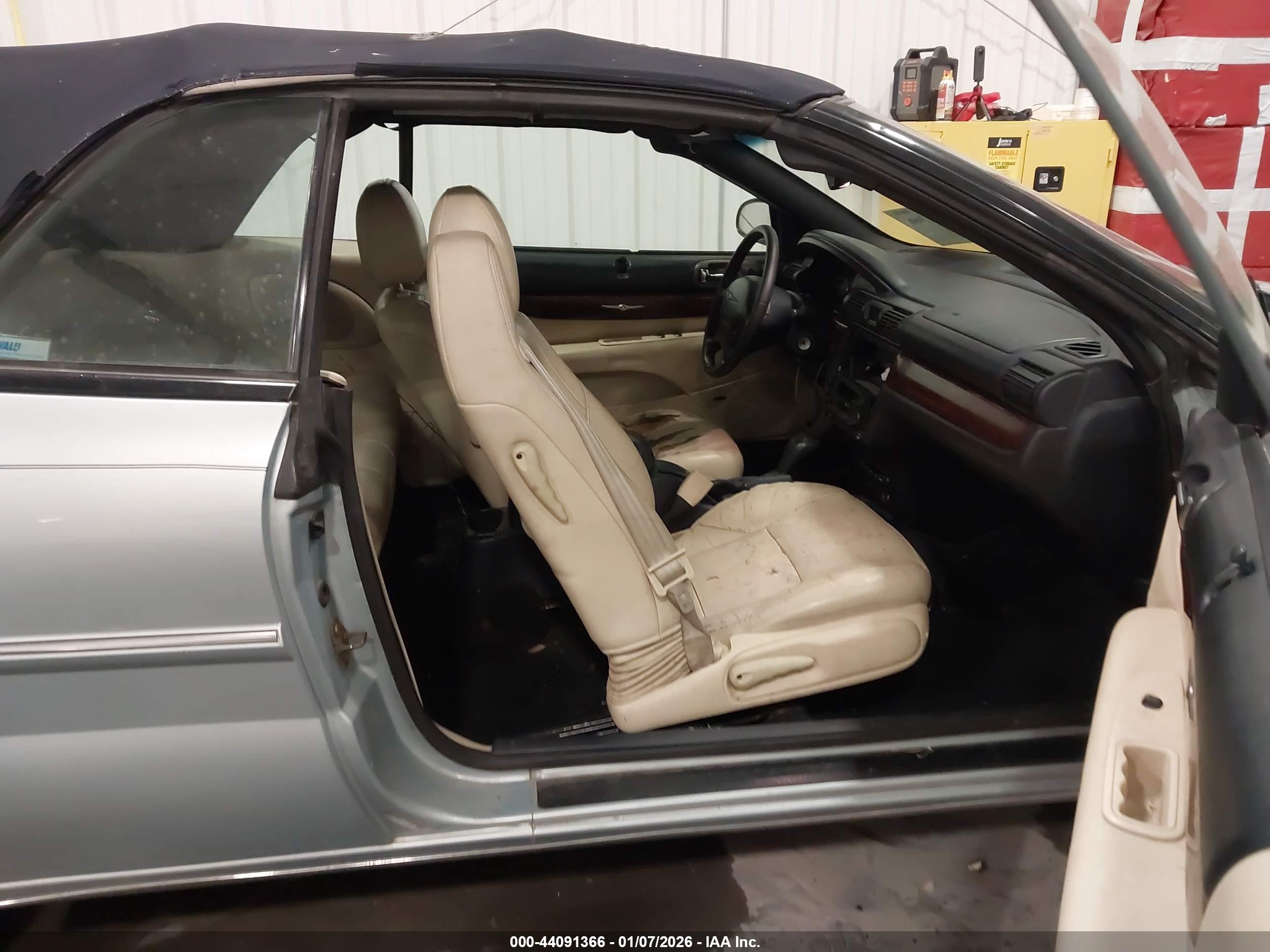 CHRYSLER SEBRING image 5