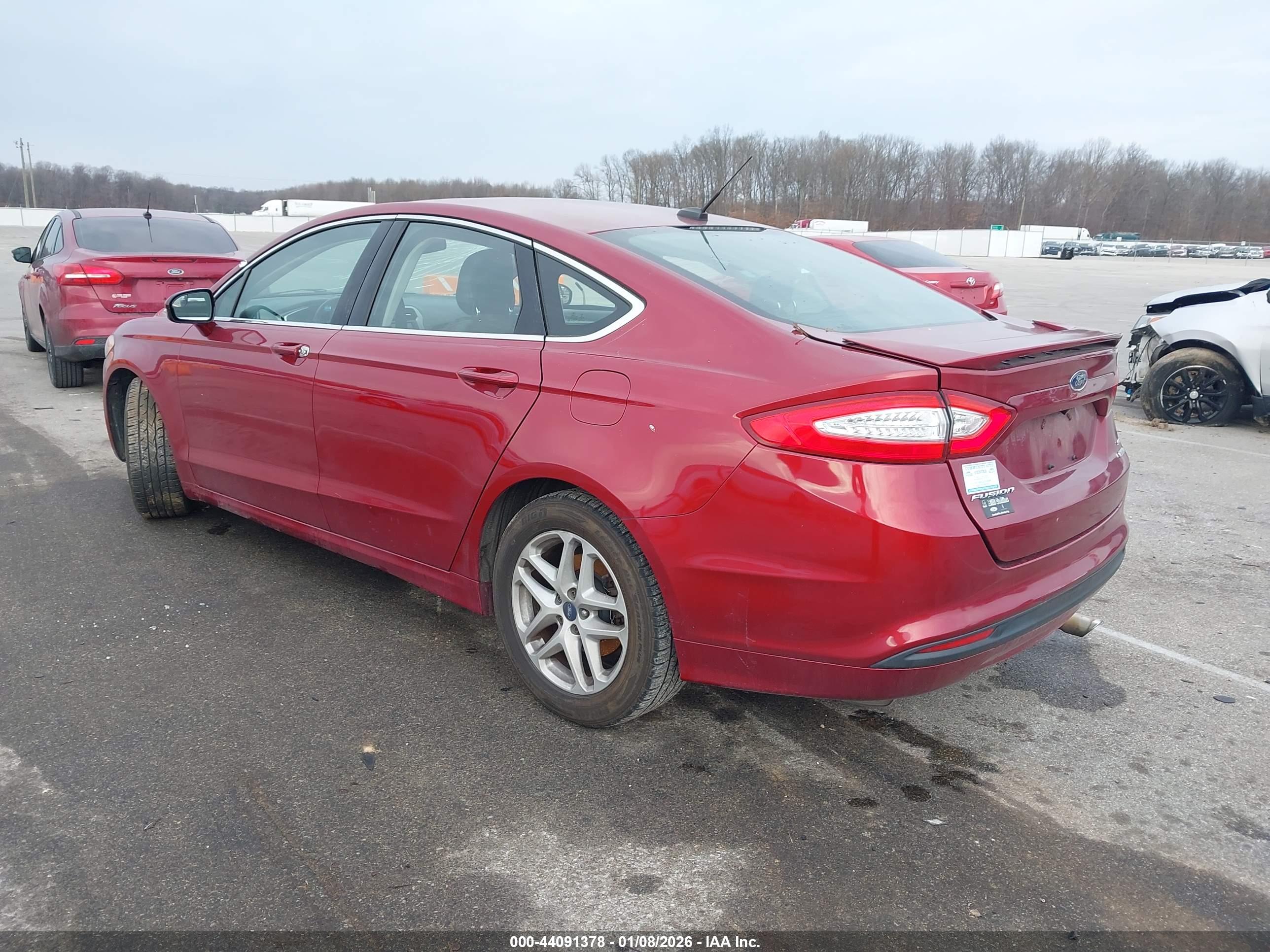 FORD FUSION image 3