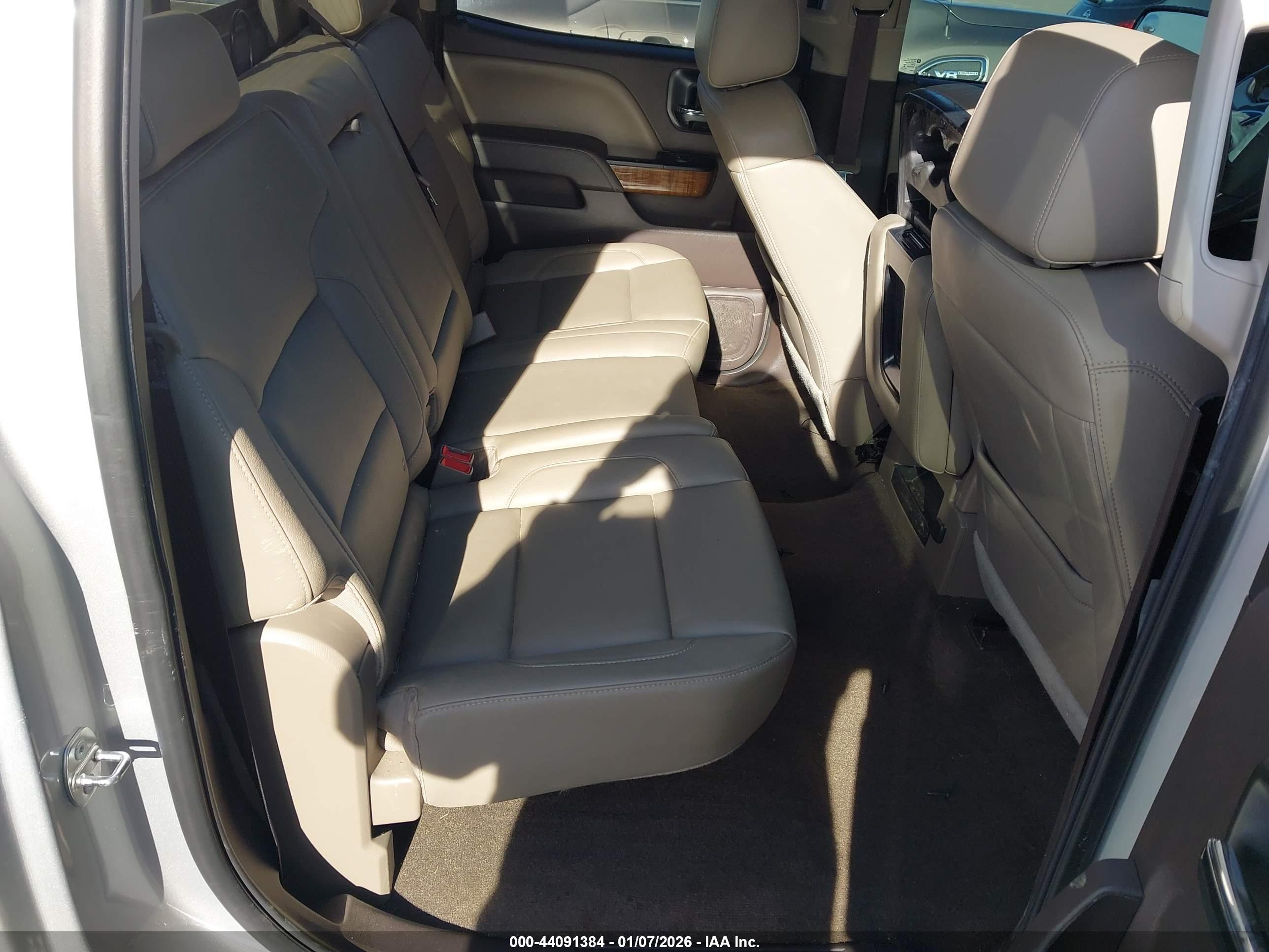 GMC SIERRA image 8