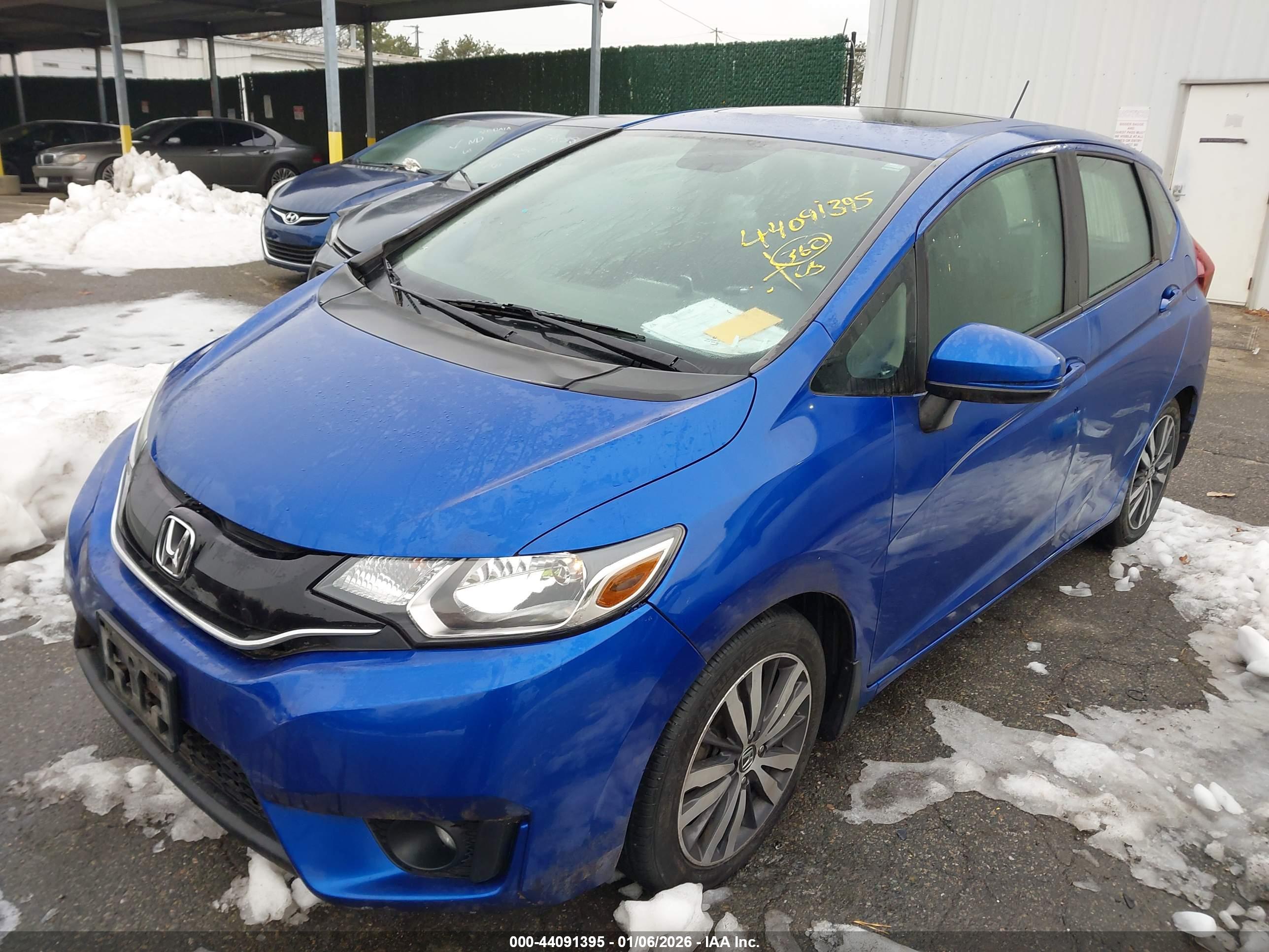 HONDA FIT image 2