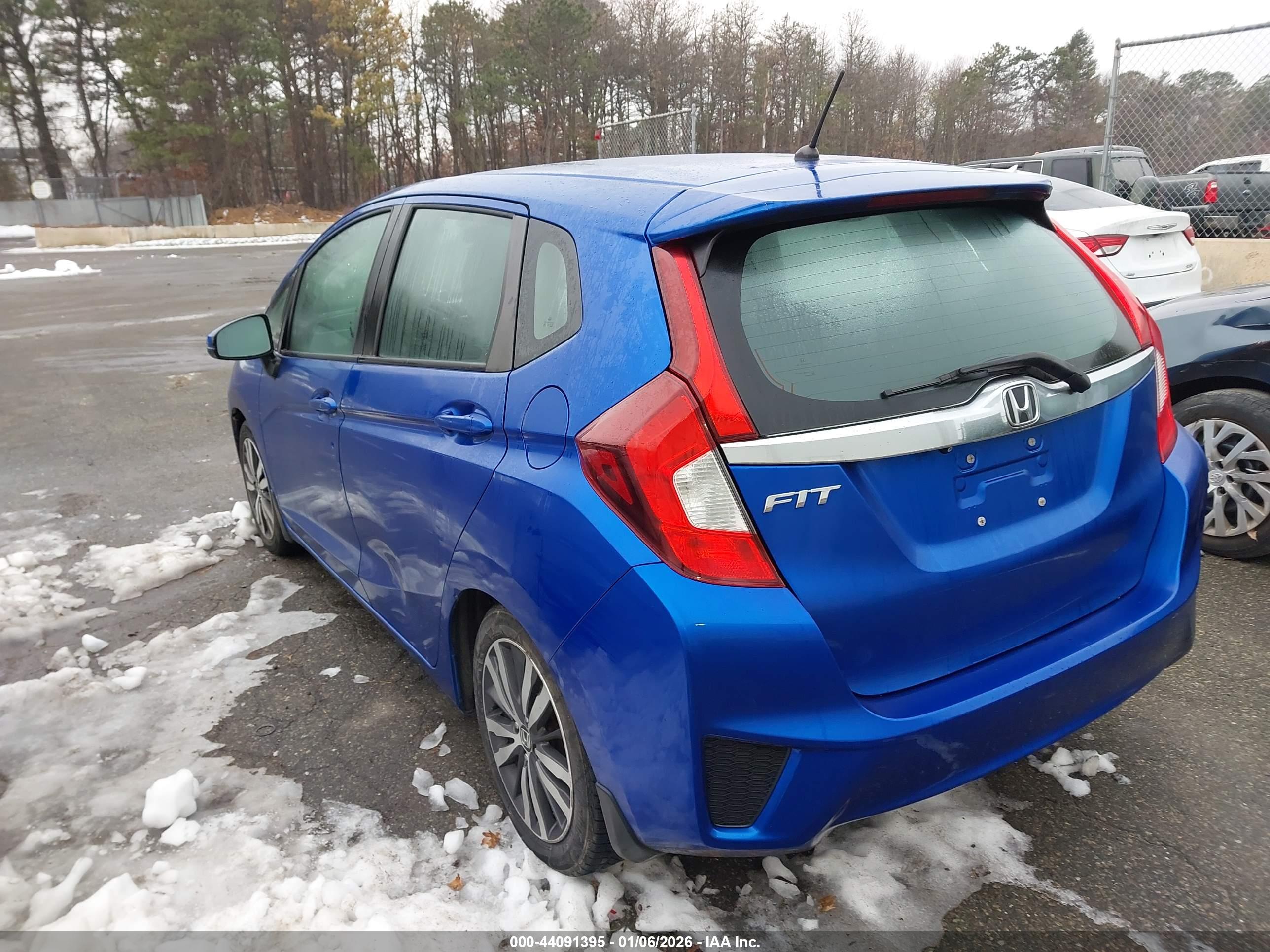 HONDA FIT image 3