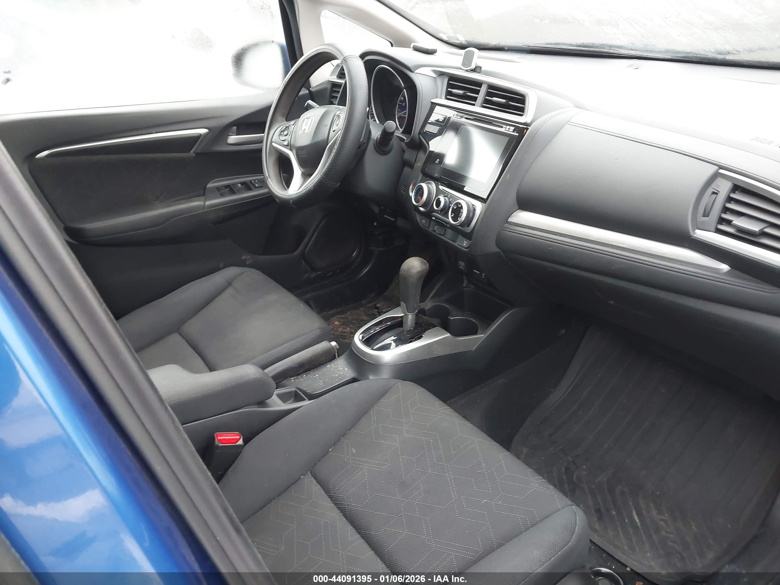 HONDA FIT image 5