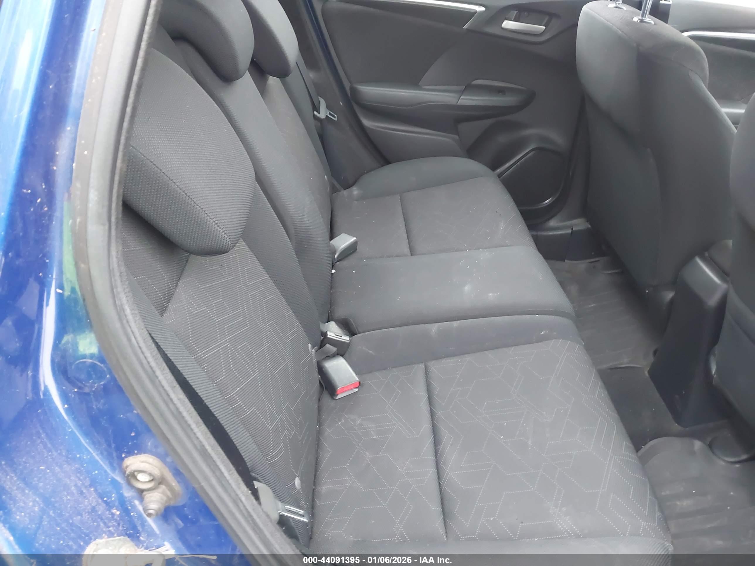 HONDA FIT image 8